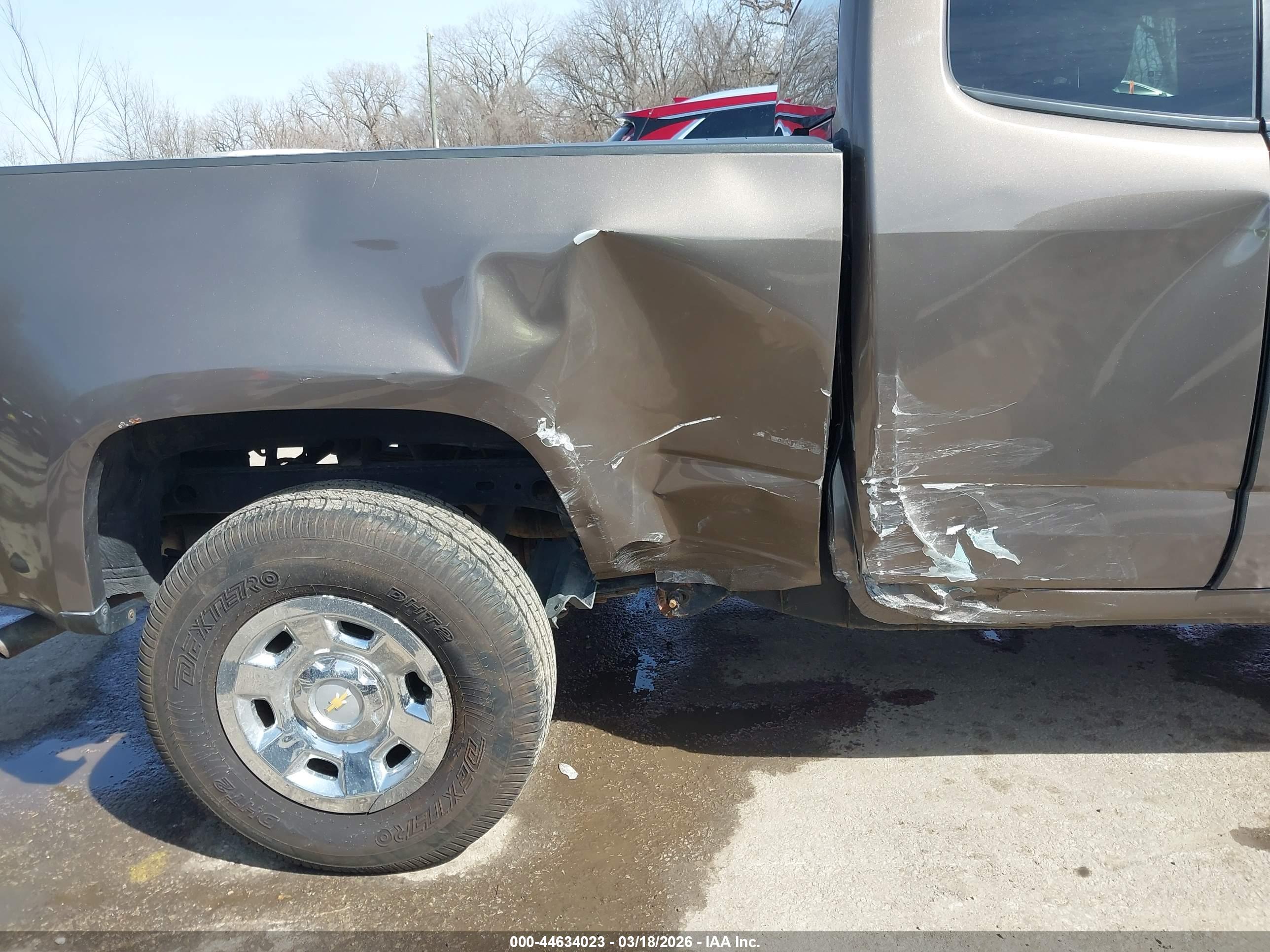 CHEVROLET COLORADO image 6