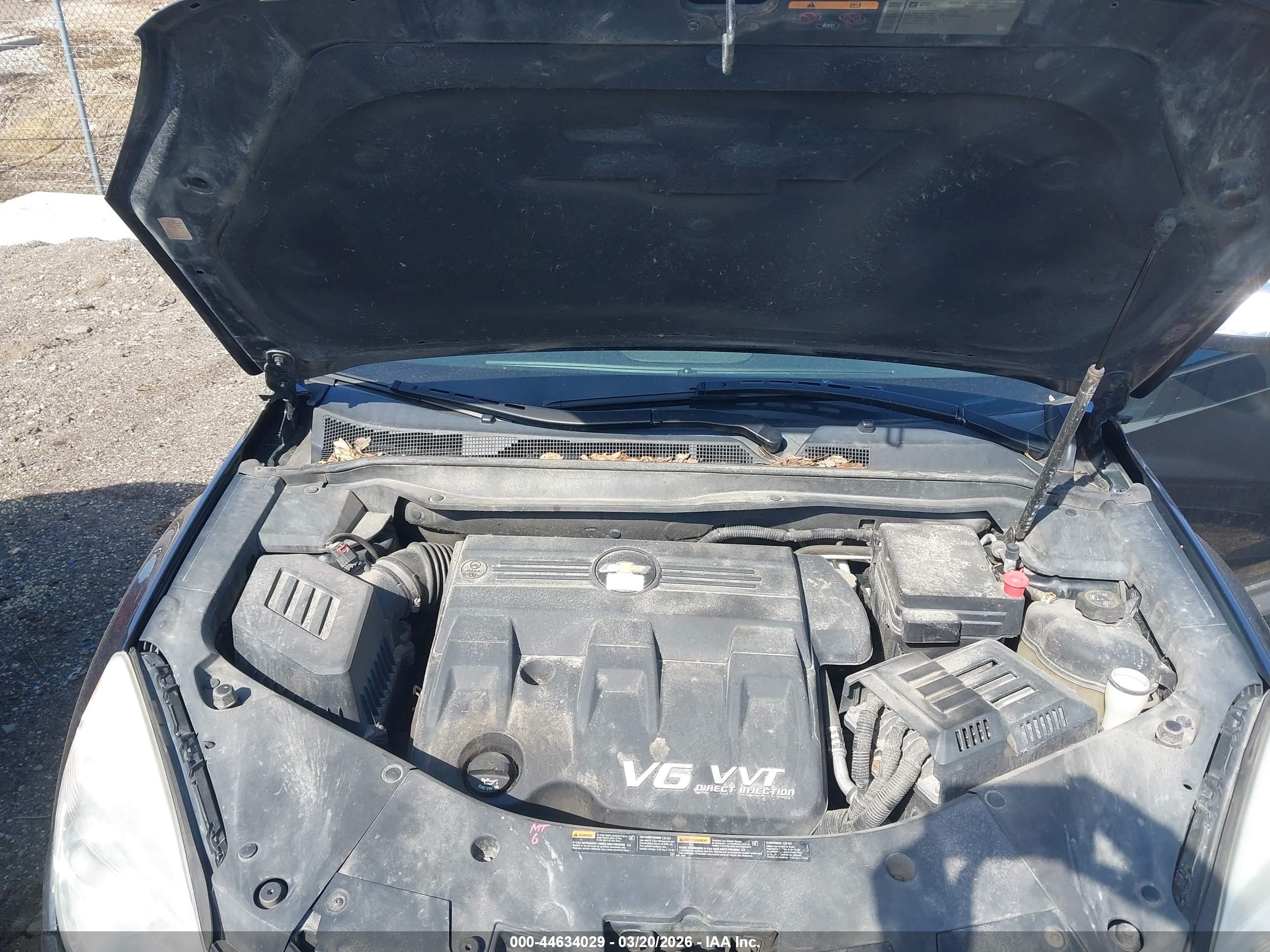 CHEVROLET EQUINOX image 10