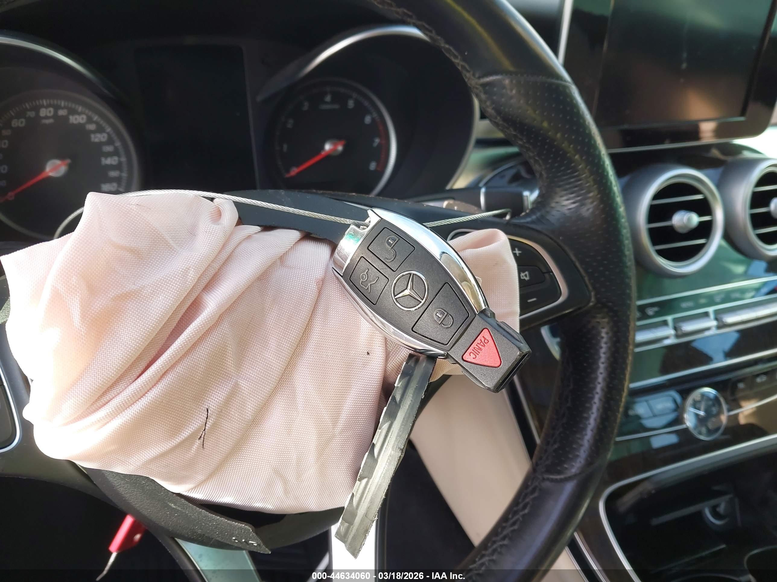 MERCEDES-BENZ C image 11