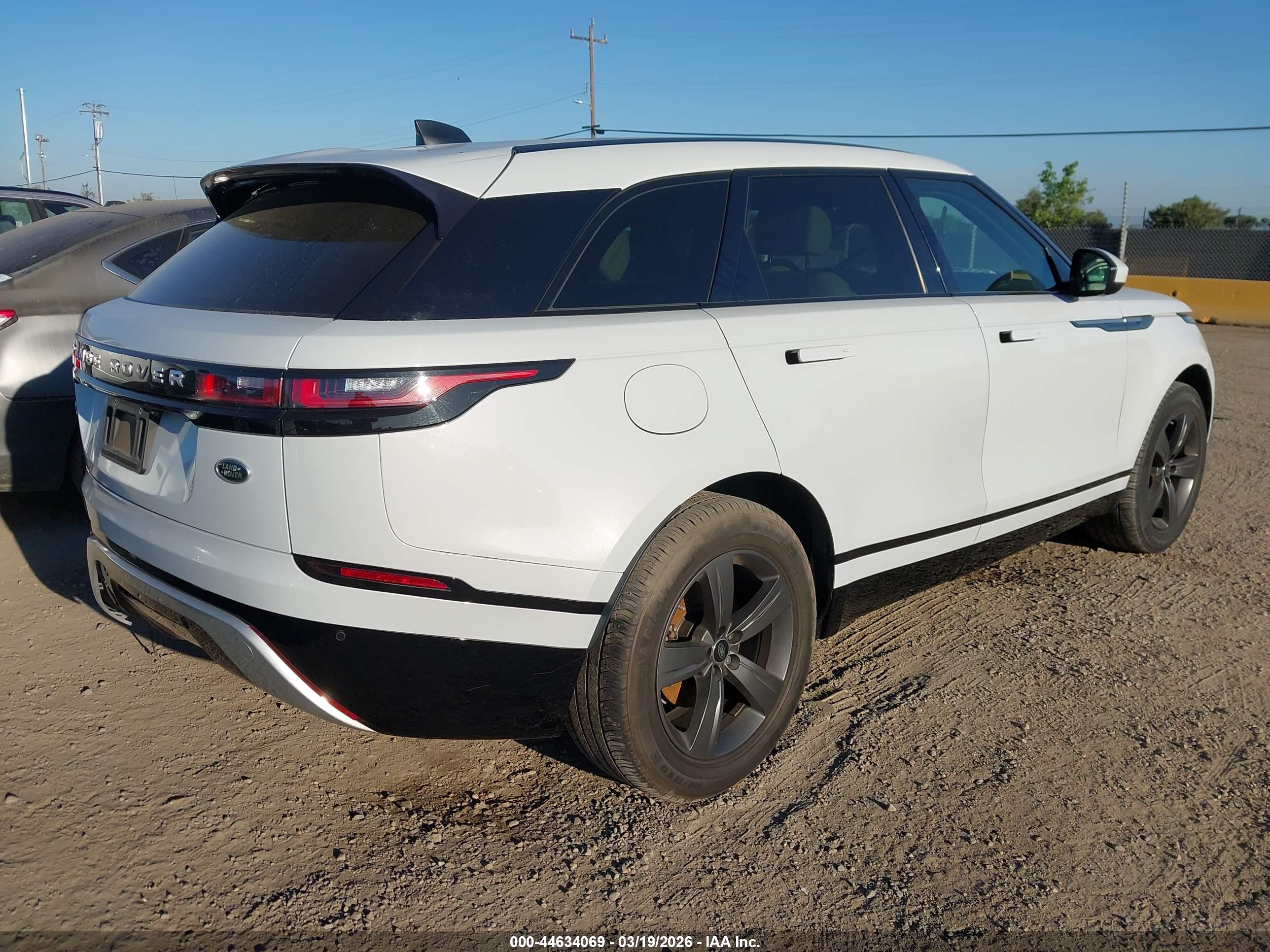 LAND ROVER image 4