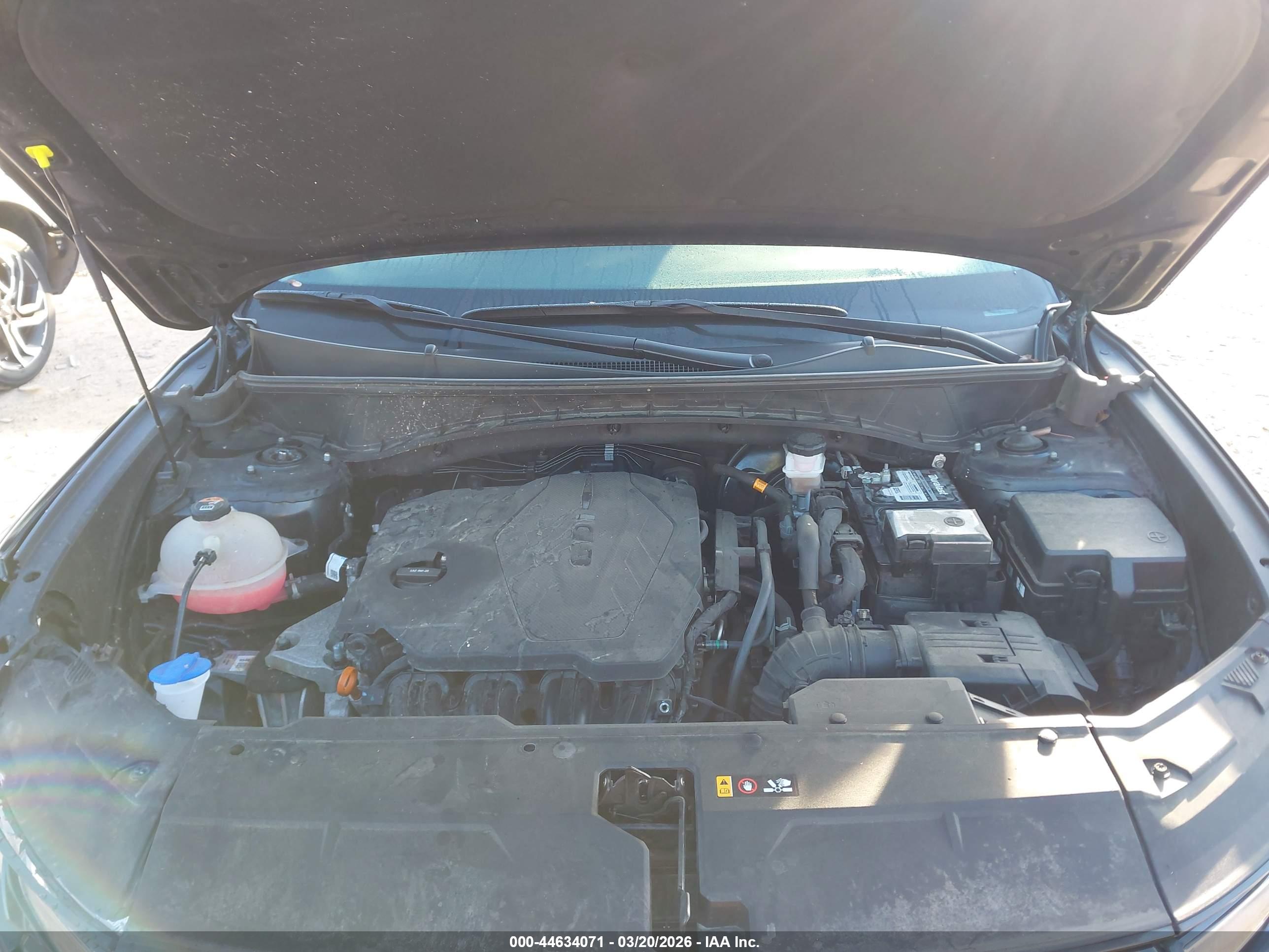 HYUNDAI TUCSON image 10