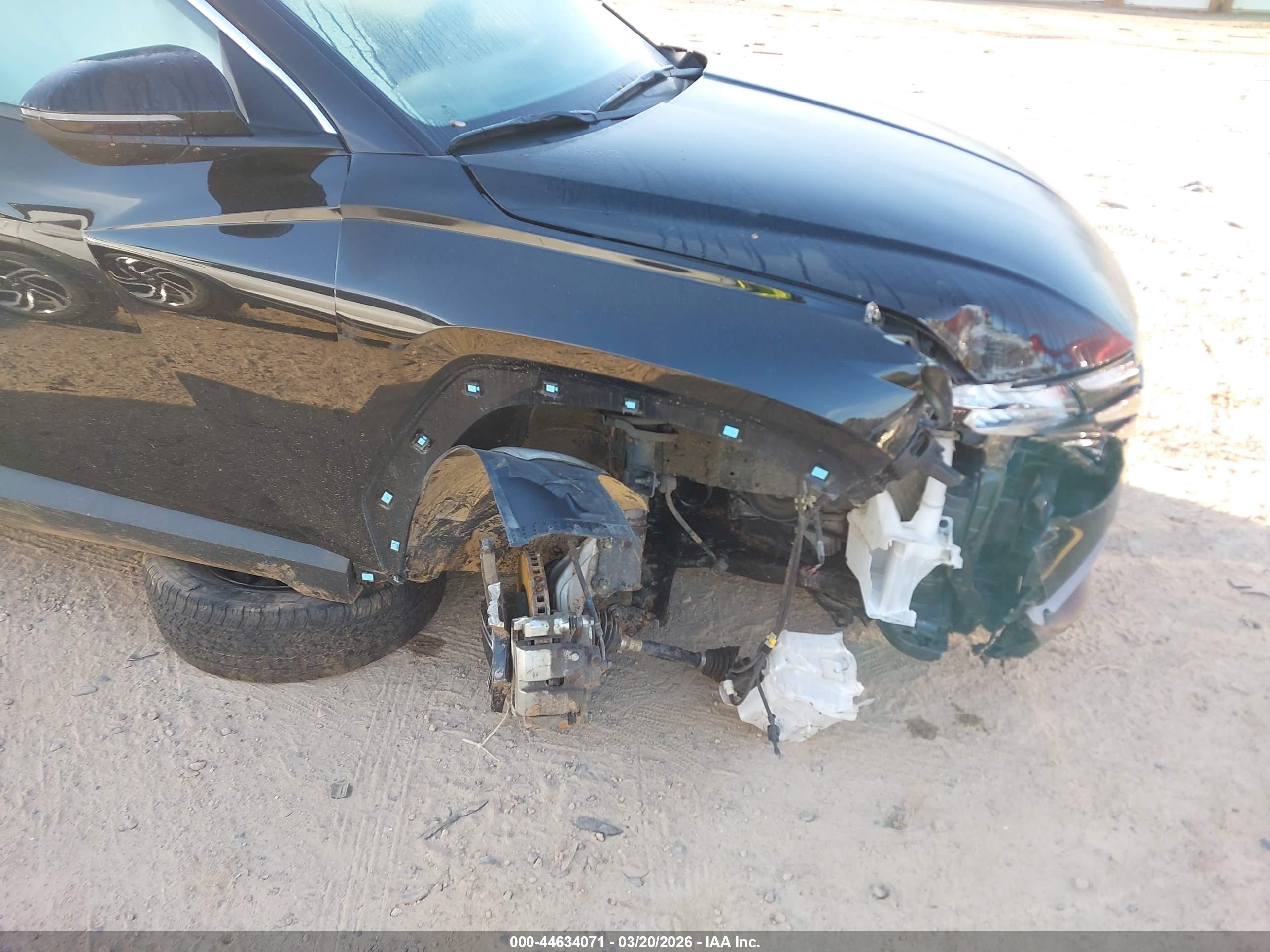 HYUNDAI TUCSON image 6