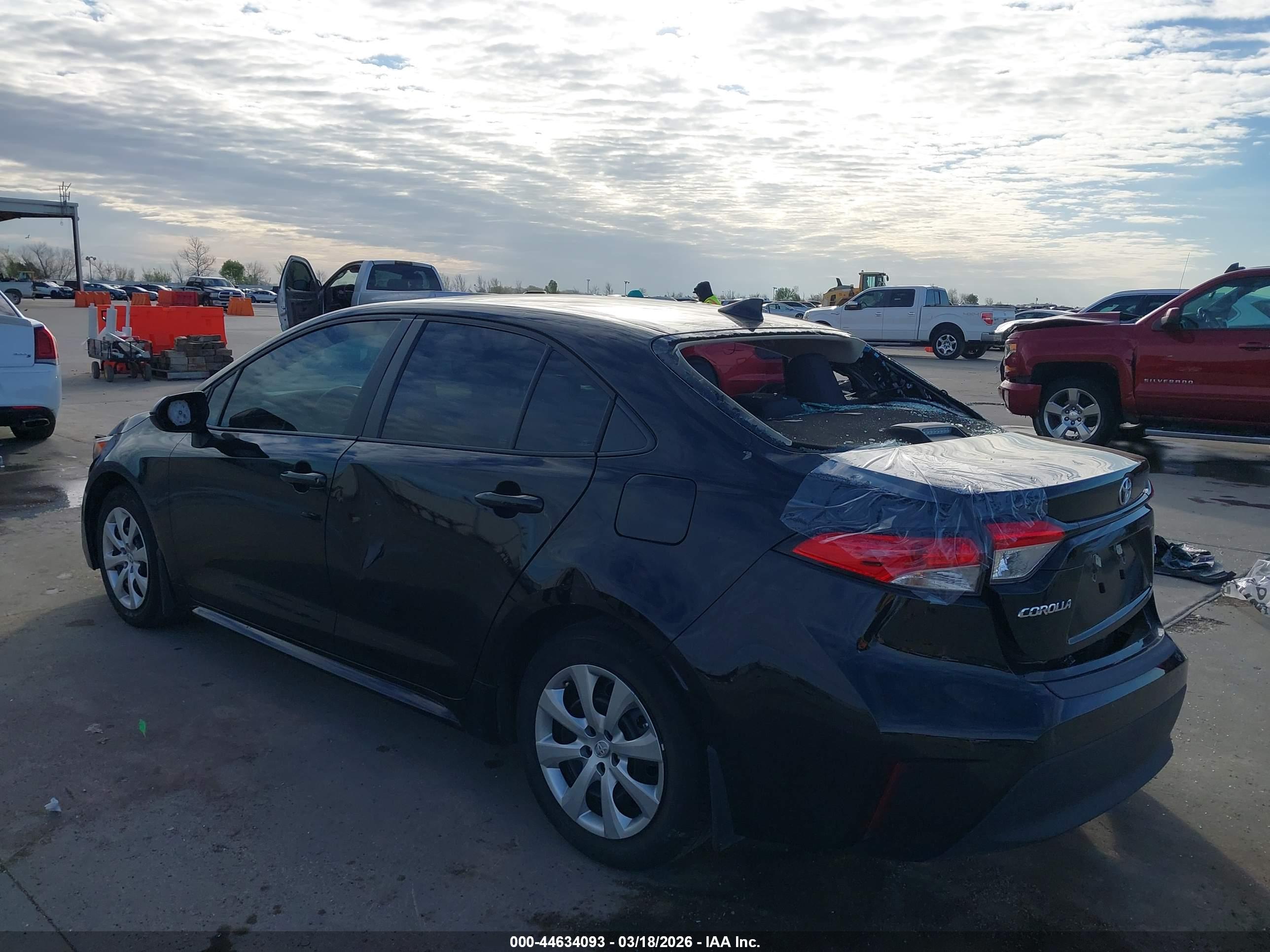 TOYOTA COROLLA image 3