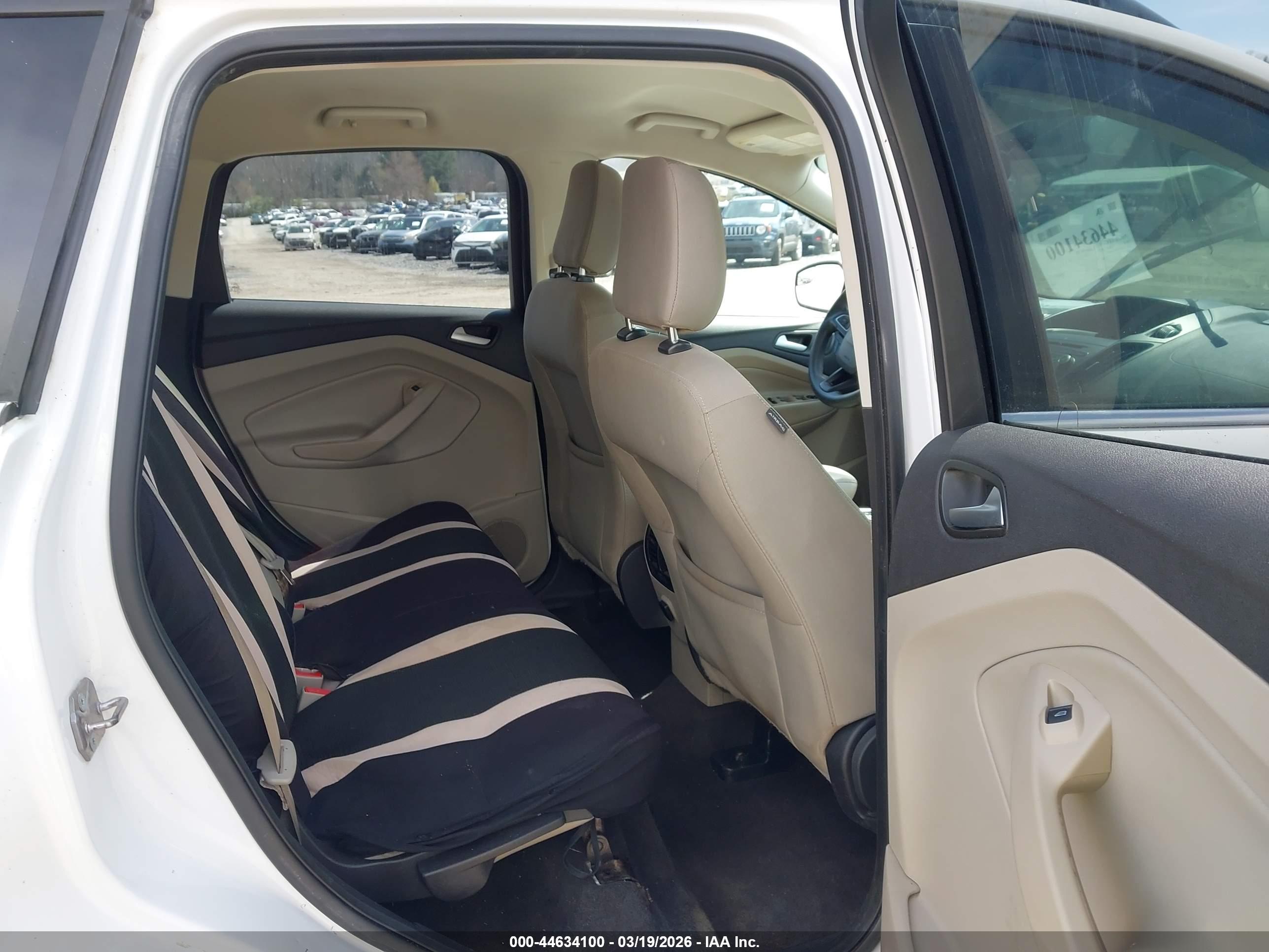 FORD ESCAPE image 8
