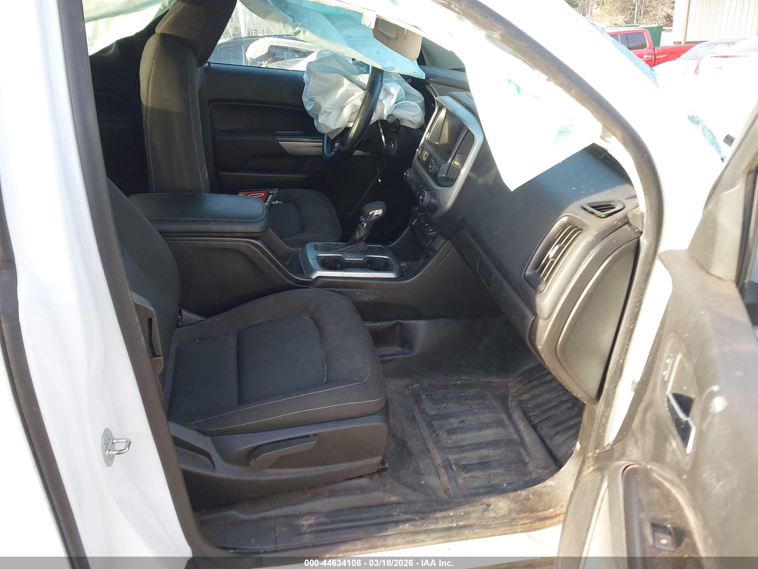 CHEVROLET COLORADO image 5