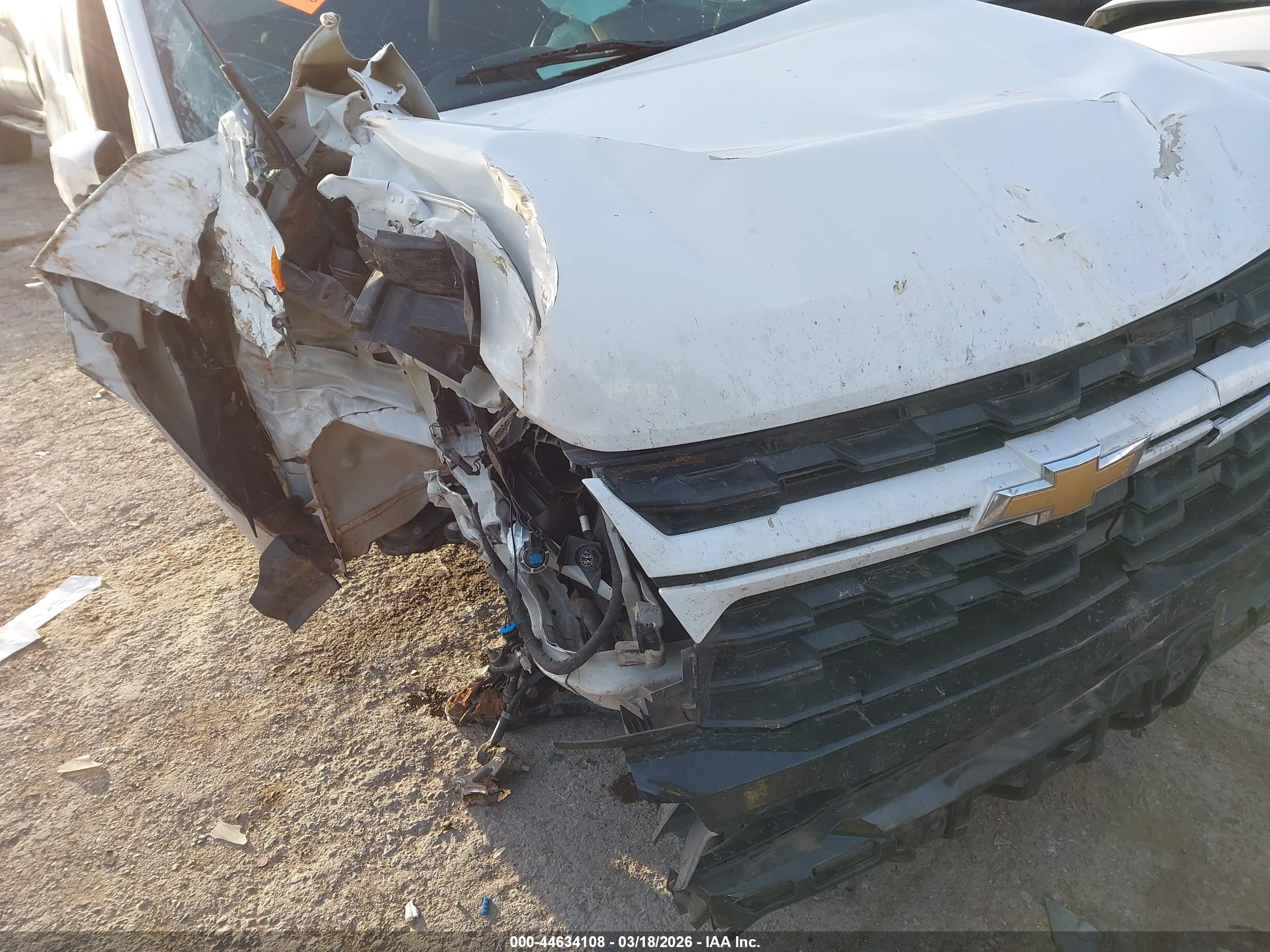 CHEVROLET COLORADO image 6