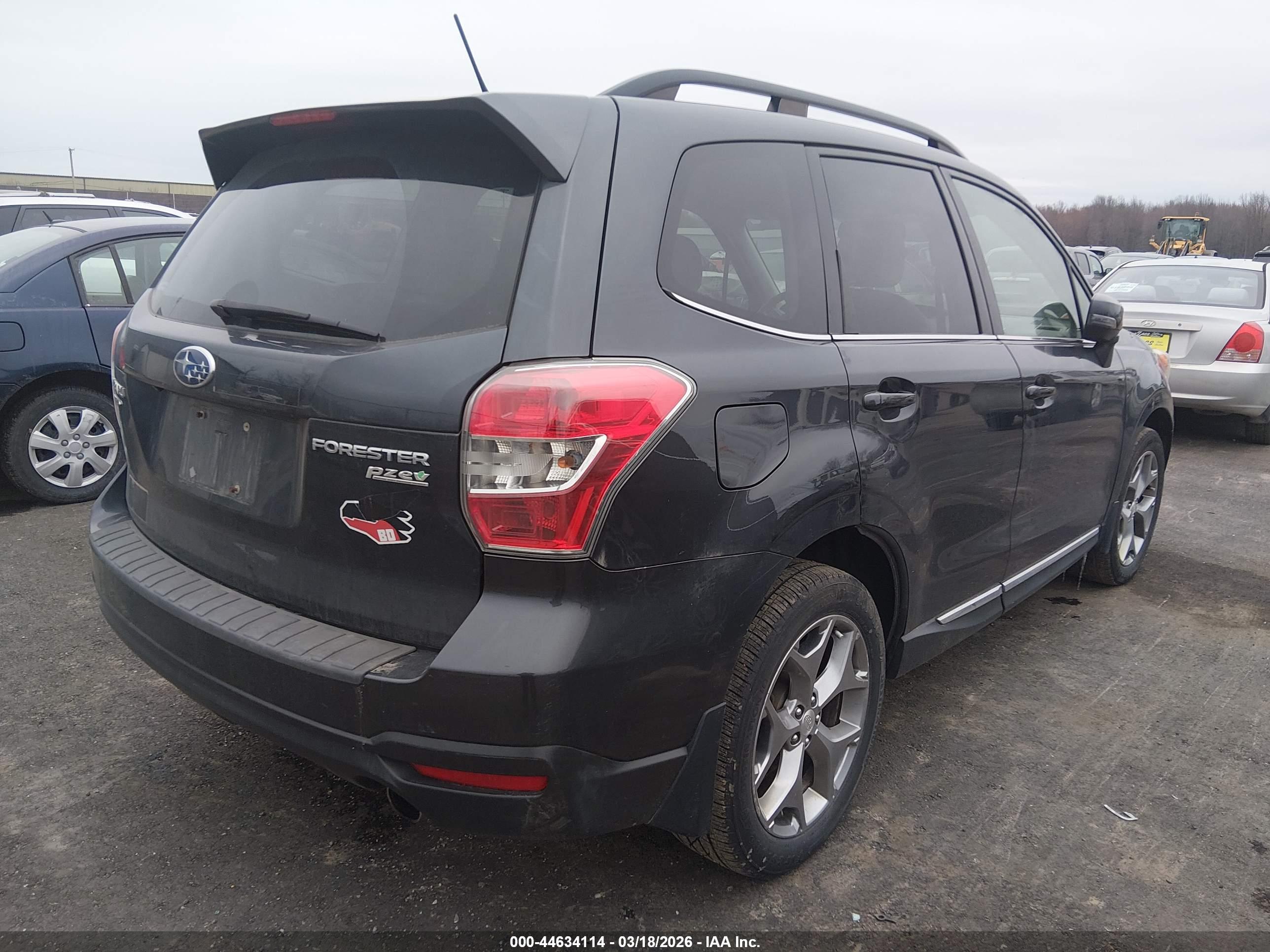 SUBARU FORESTER image 4