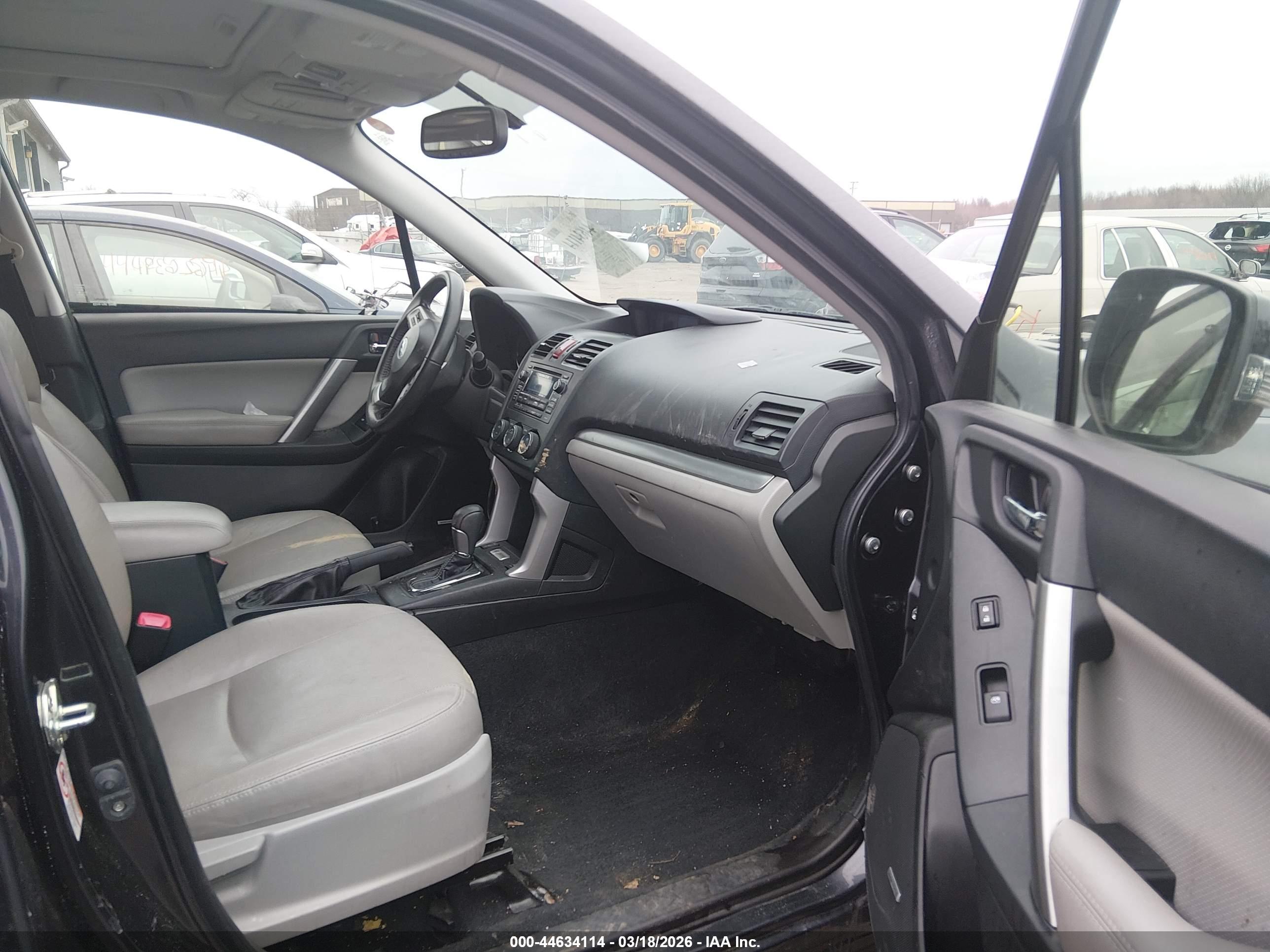 SUBARU FORESTER image 5