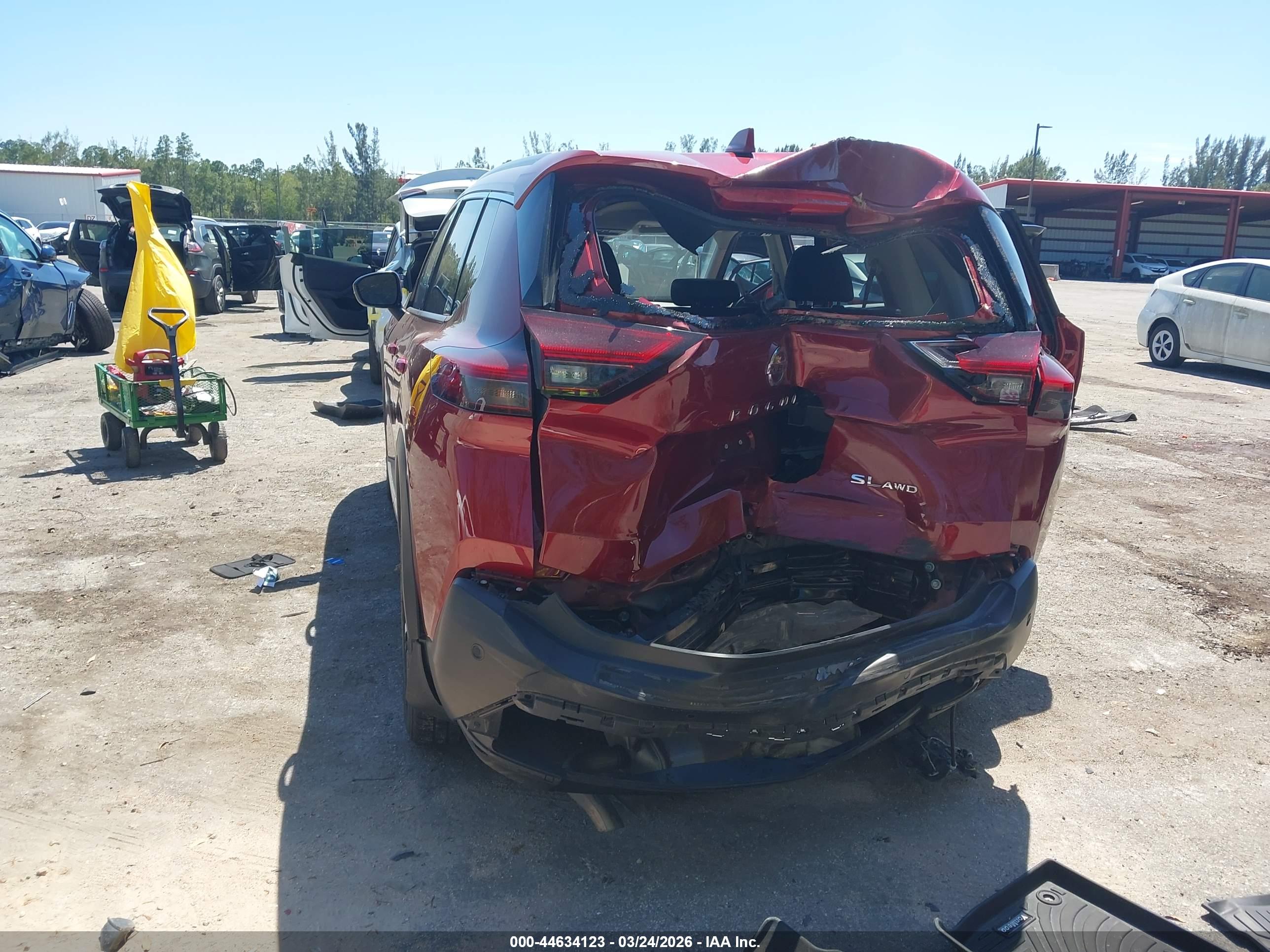 NISSAN ROGUE image 6