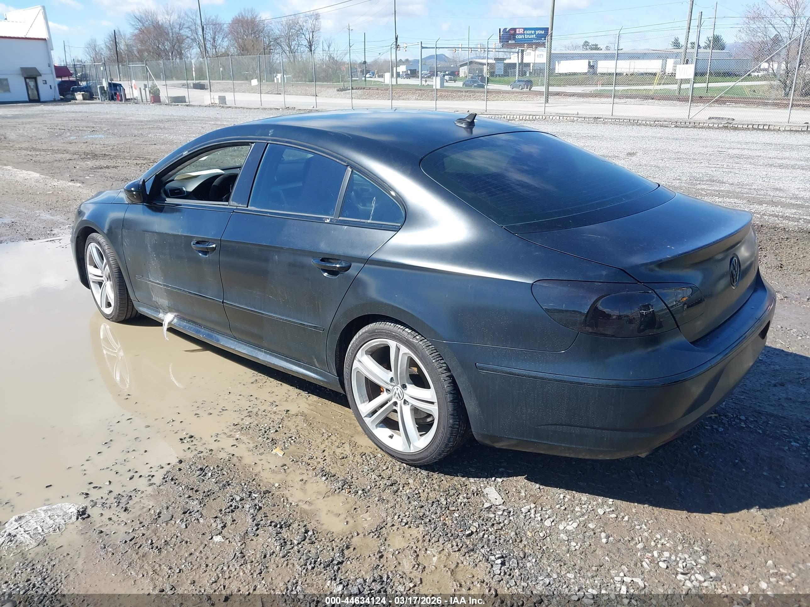 VOLKSWAGEN CC image 3
