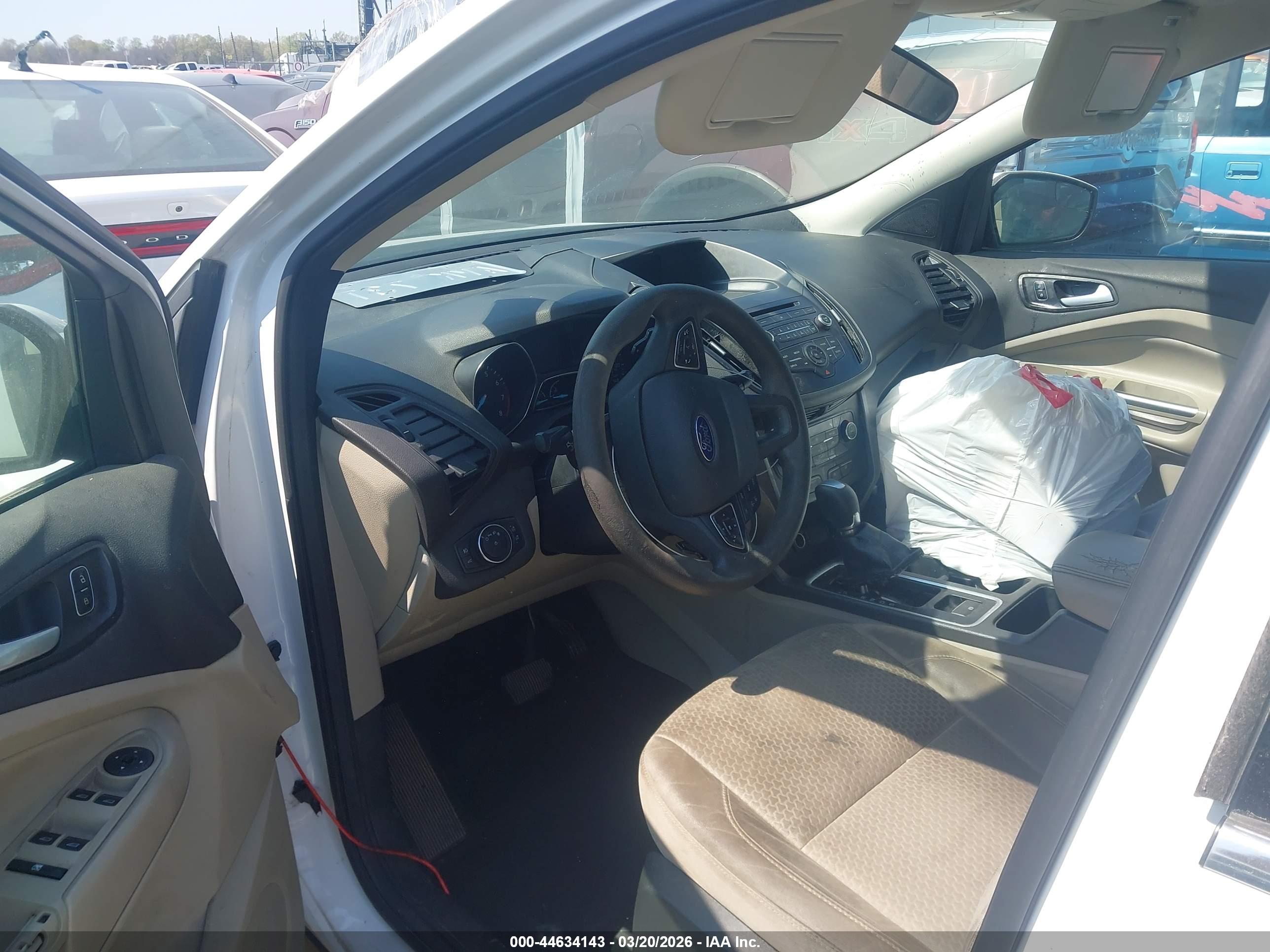 FORD ESCAPE image 5