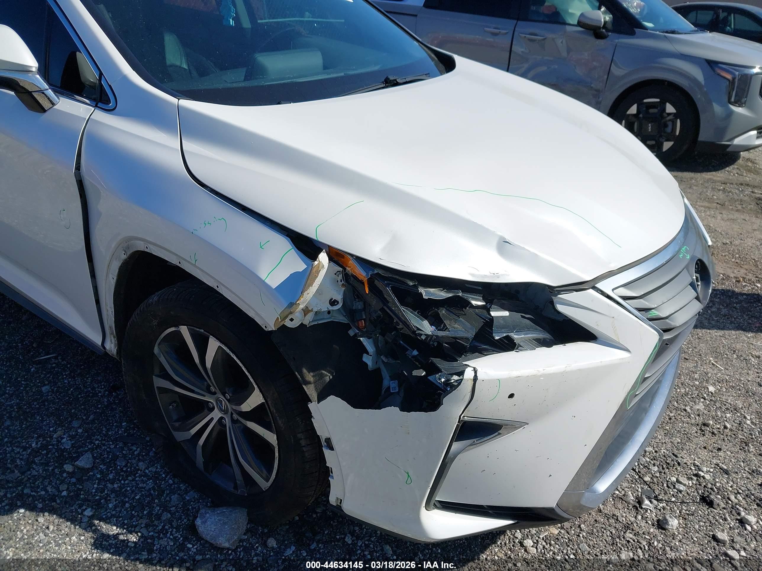 LEXUS RX image 6