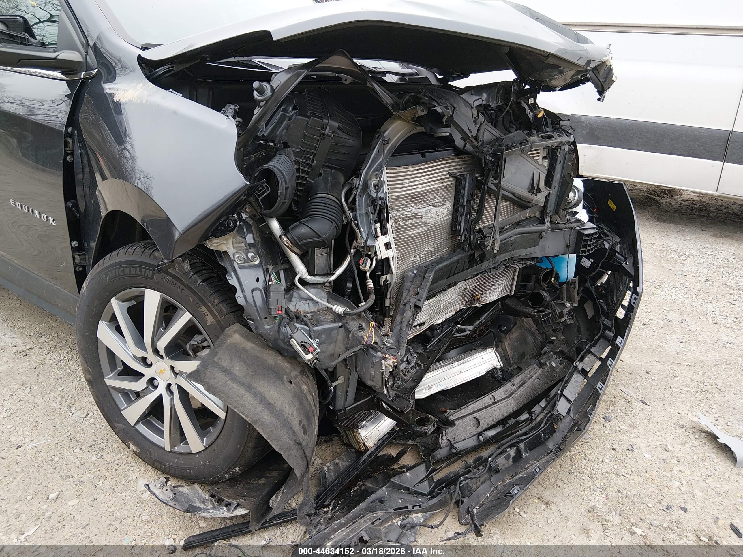 CHEVROLET EQUINOX image 6