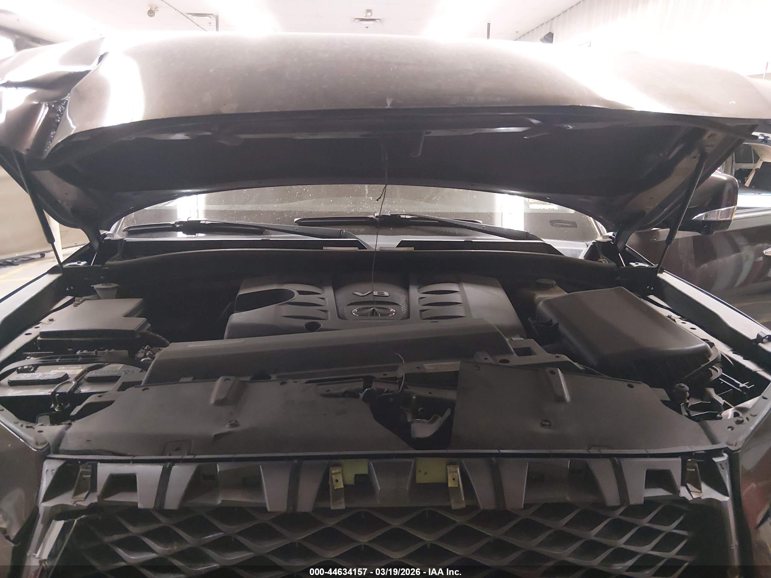 INFINITI QX80 image 10