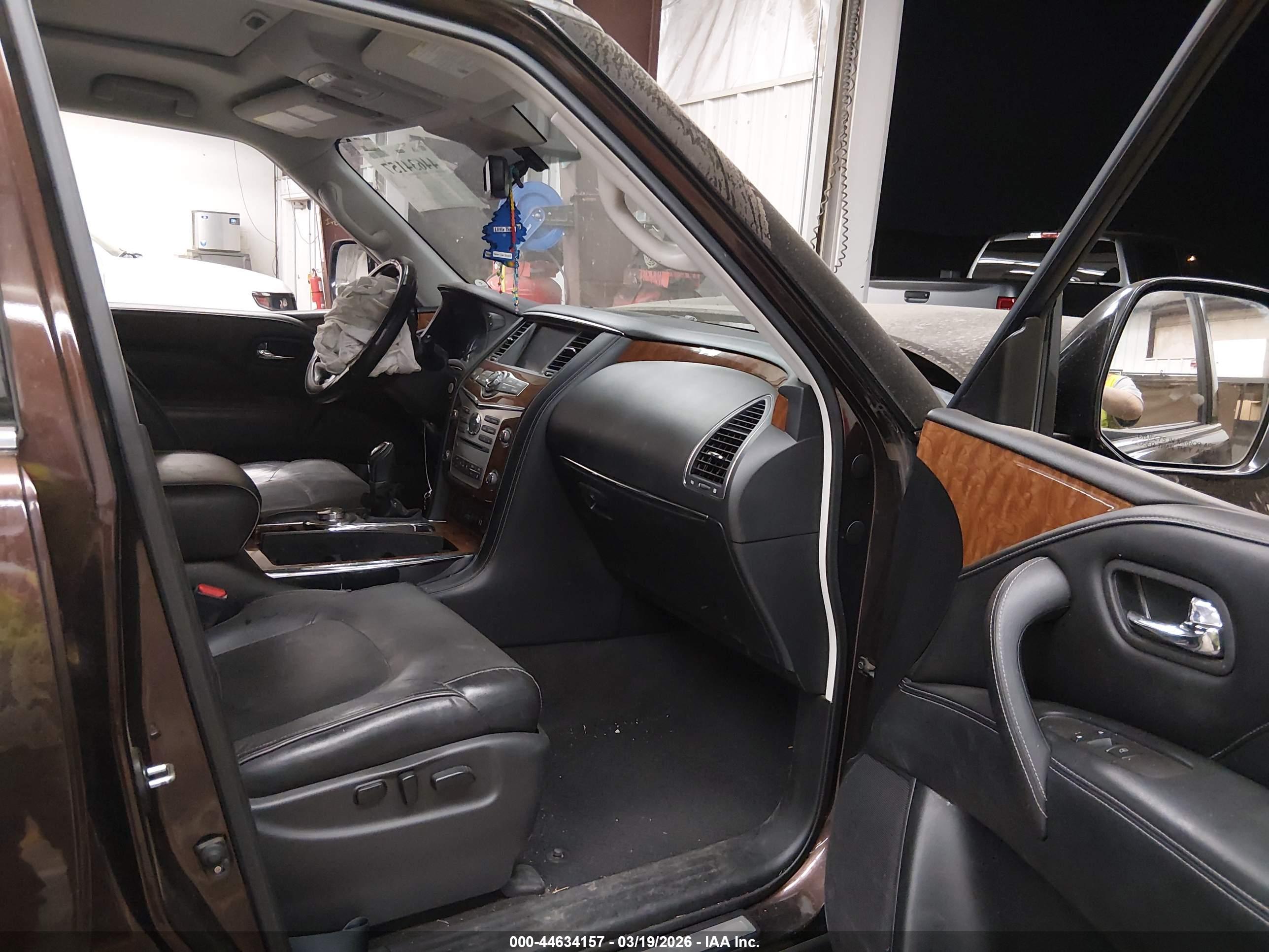 INFINITI QX80 image 5