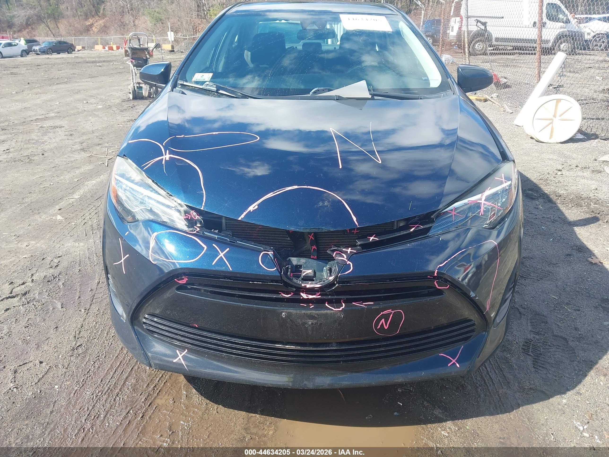 TOYOTA COROLLA image 6
