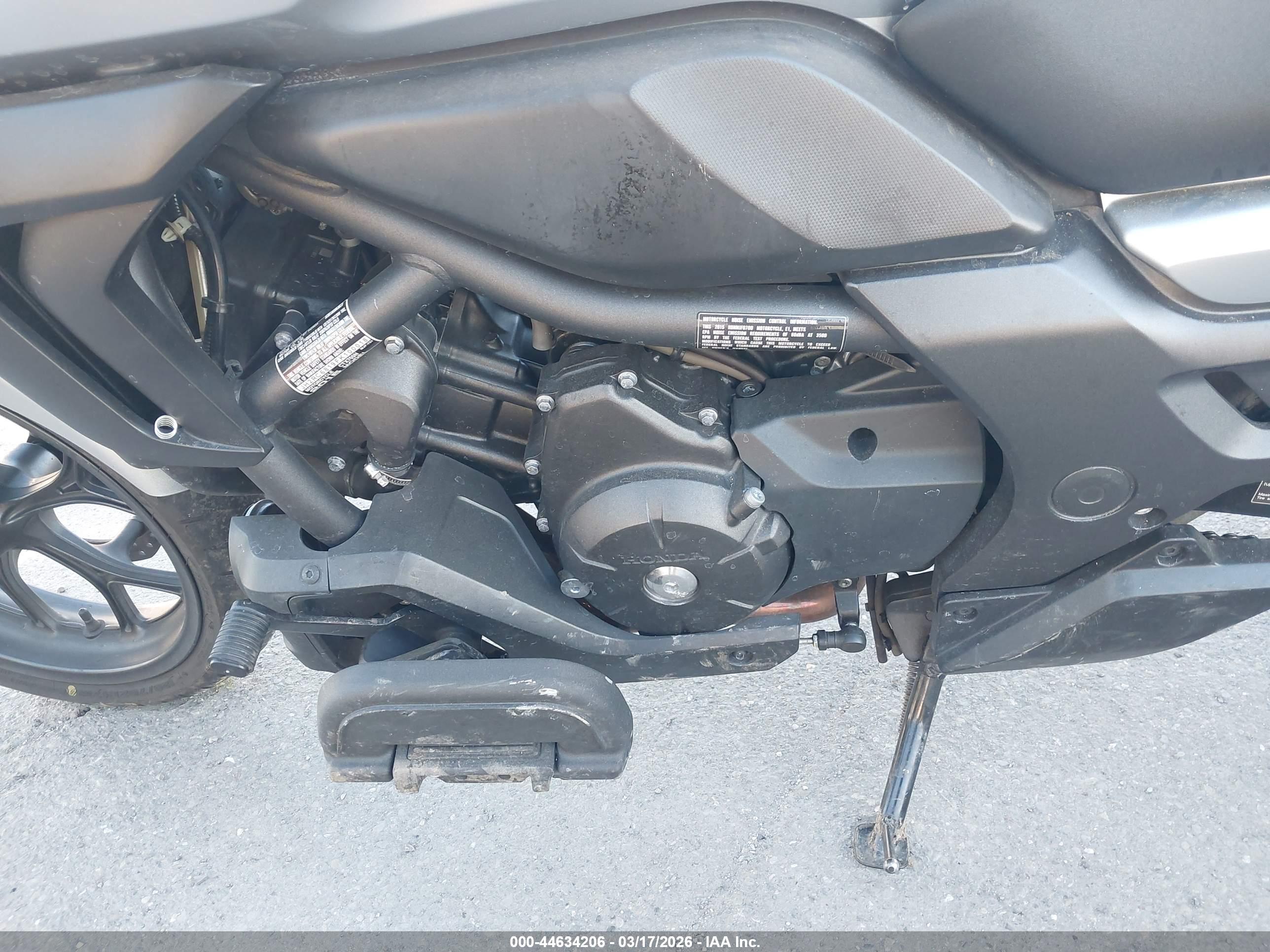 HONDA CTX700 image 9
