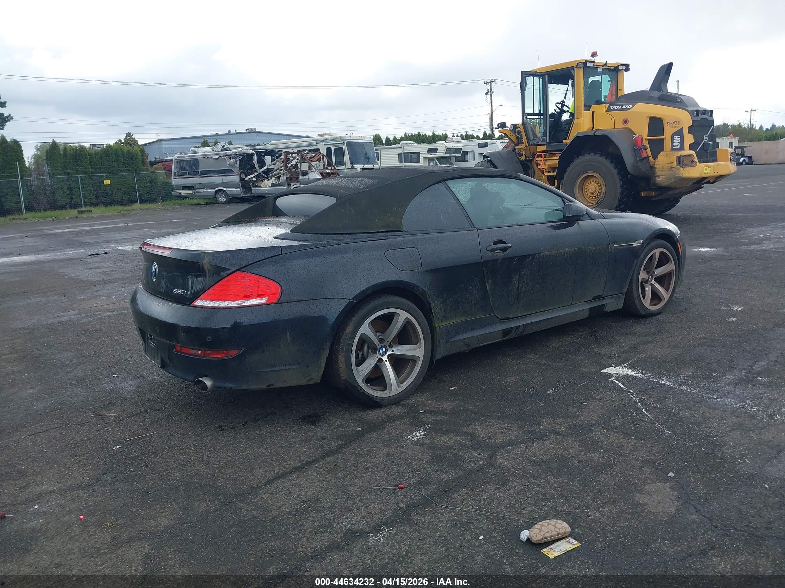 BMW 650I image 4