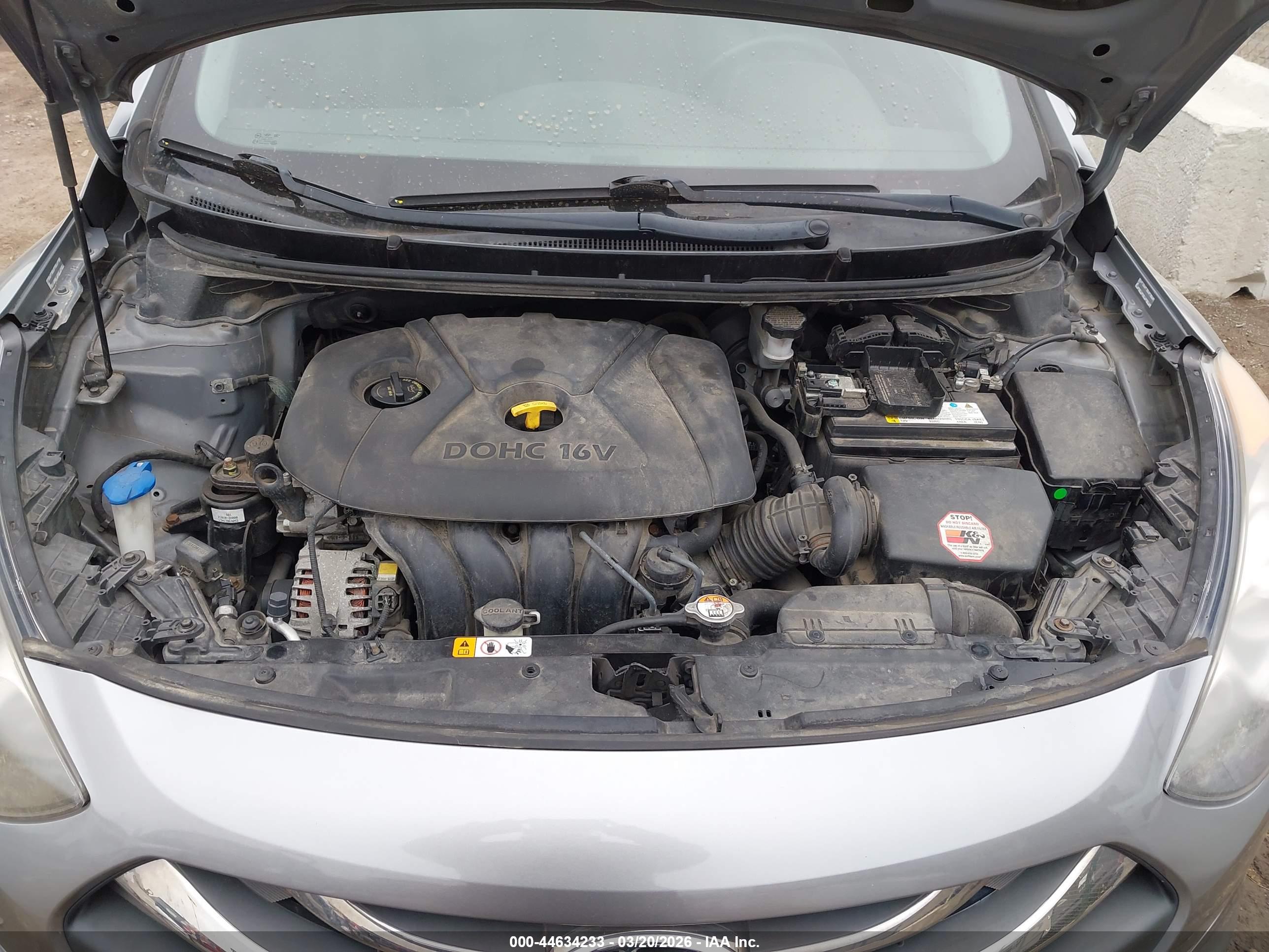 HYUNDAI ELANTRA image 10
