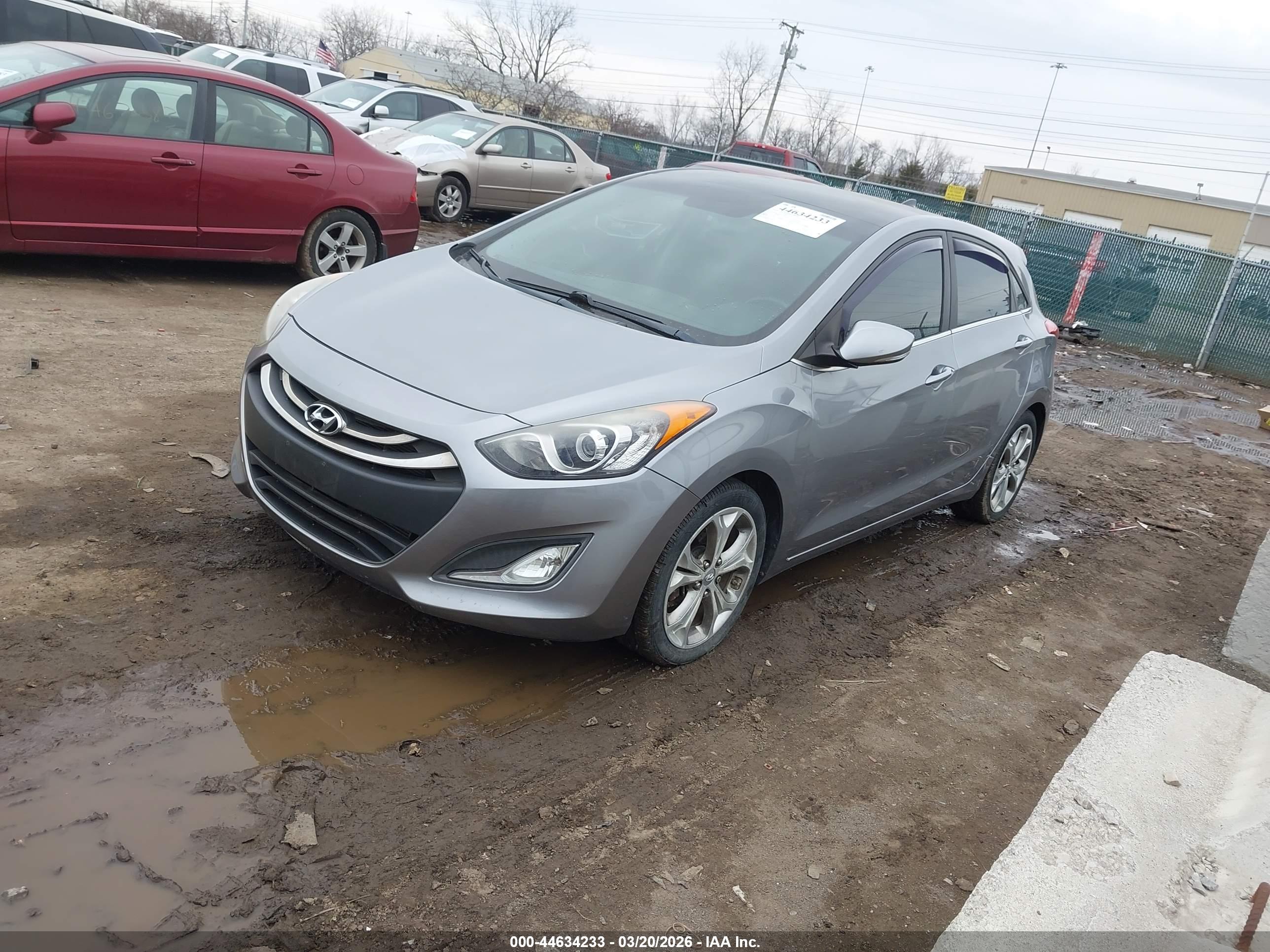 HYUNDAI ELANTRA image 2