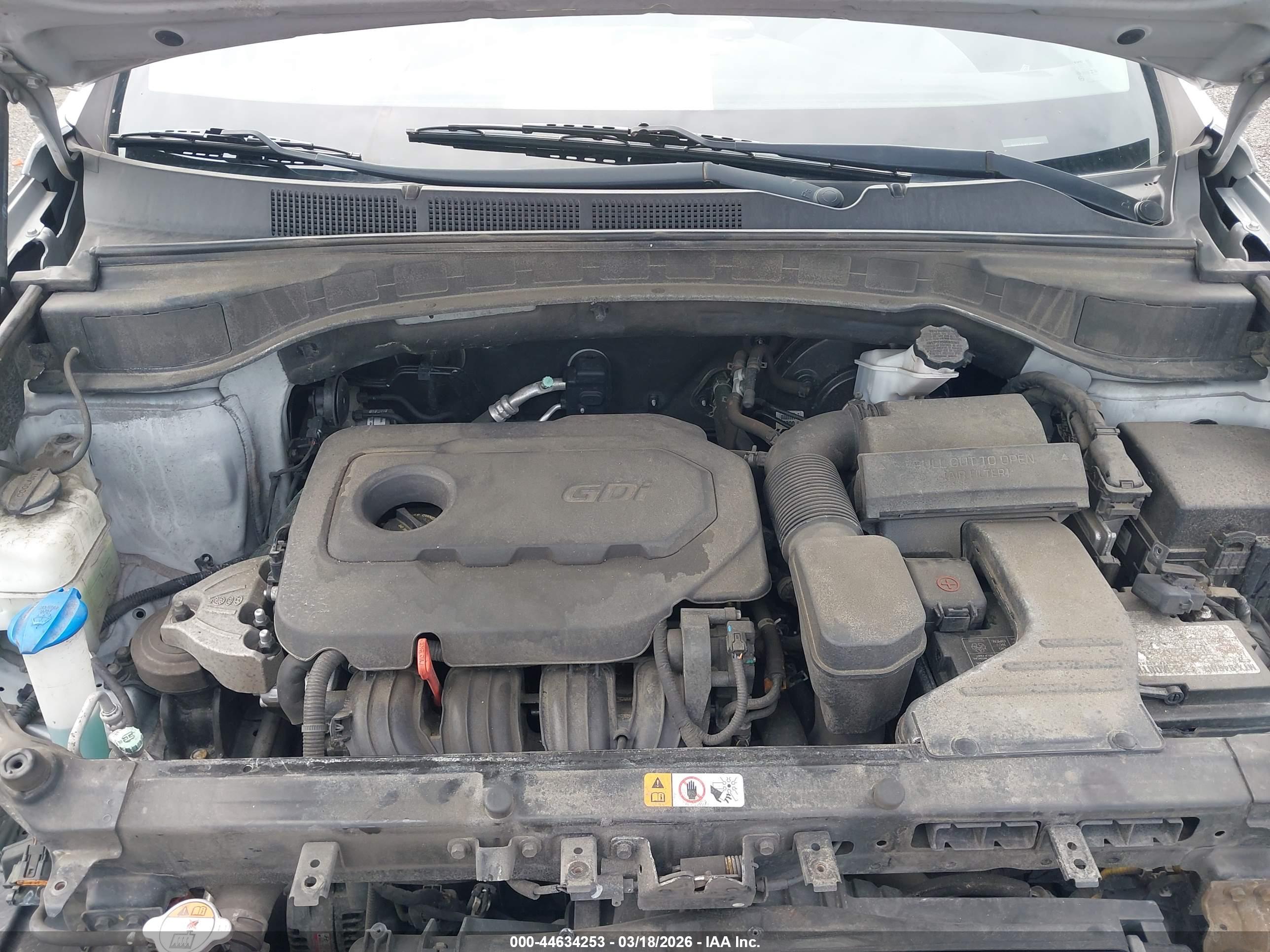 HYUNDAI SANTA image 10