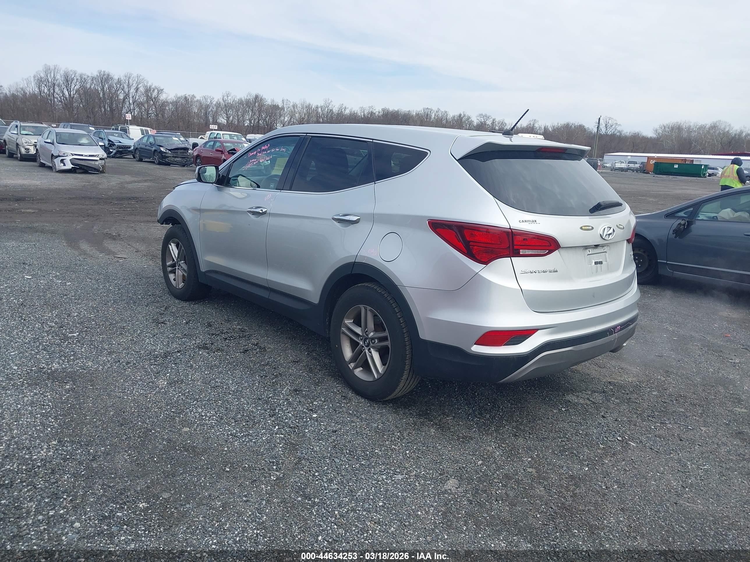 HYUNDAI SANTA image 3