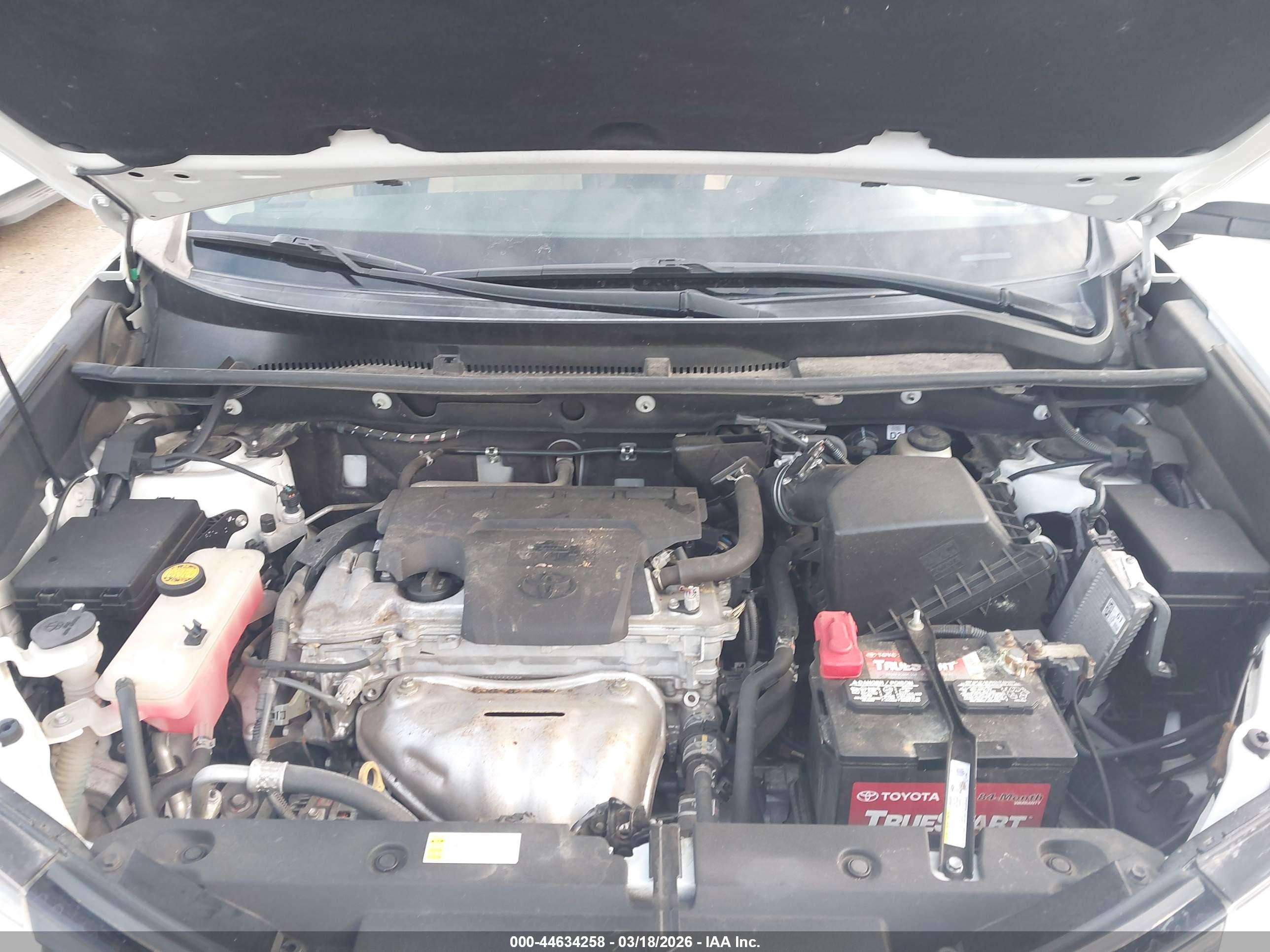 TOYOTA RAV4 image 10