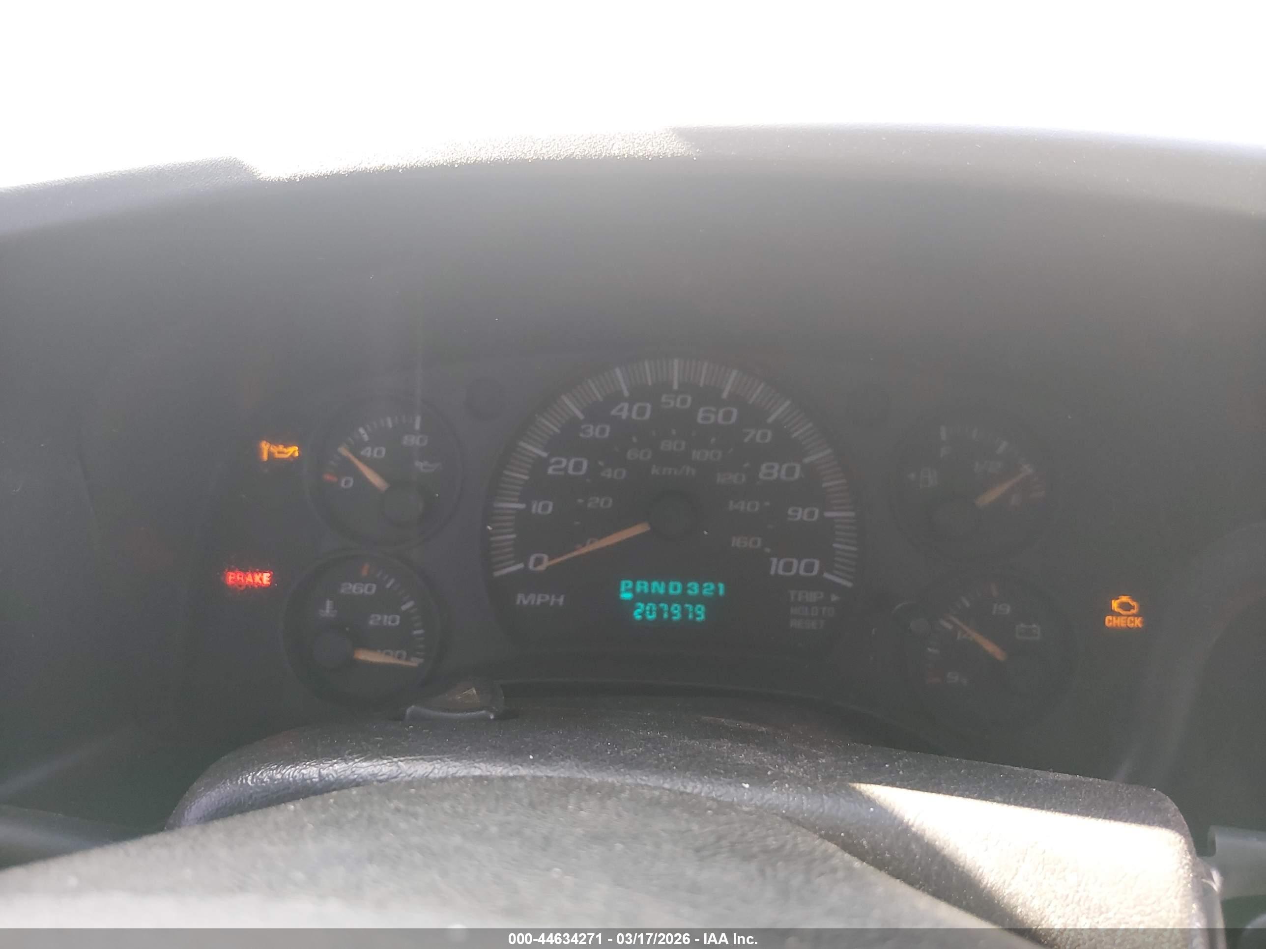 CHEVROLET EXPRESS image 7