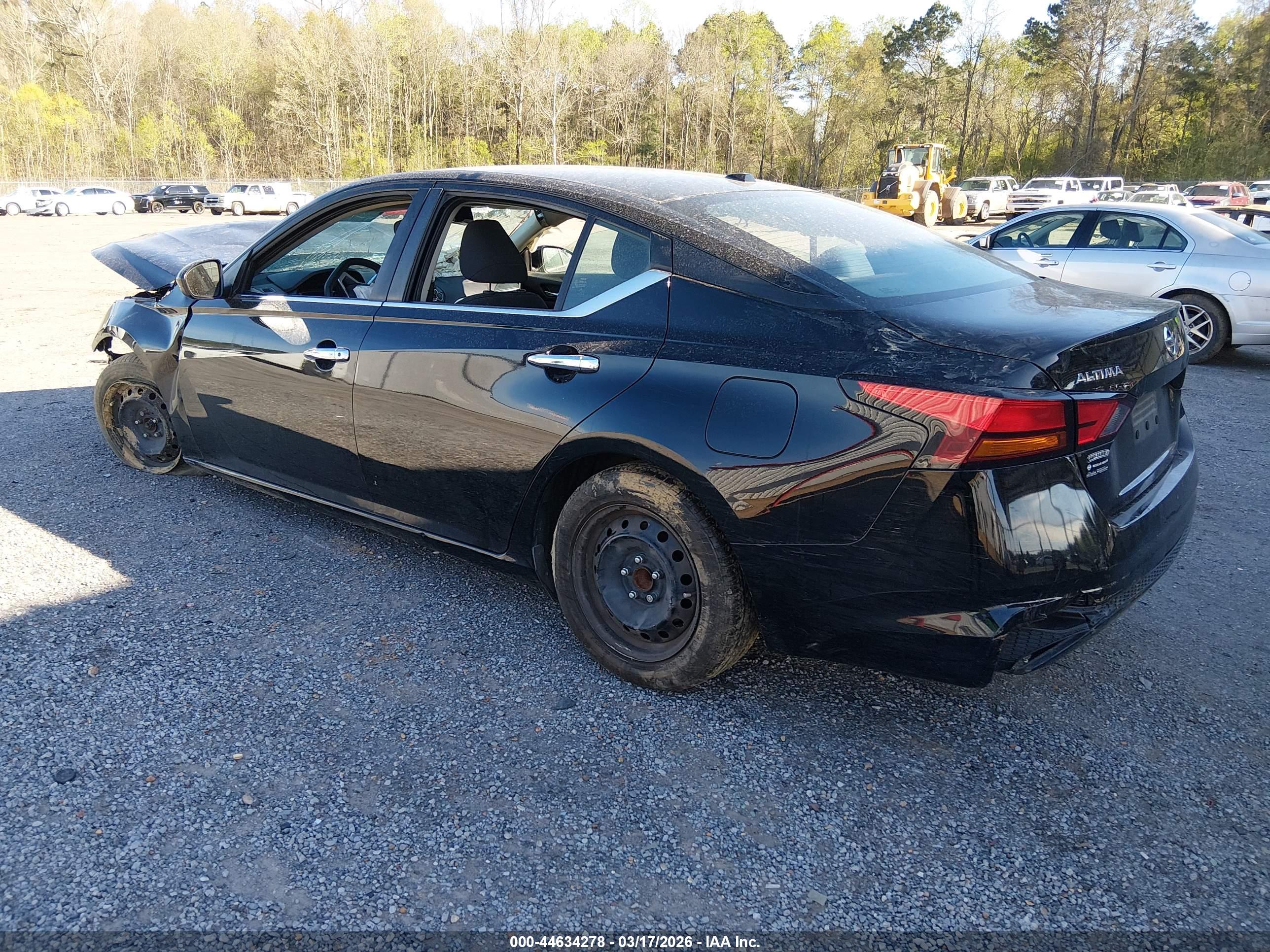 NISSAN ALTIMA image 3