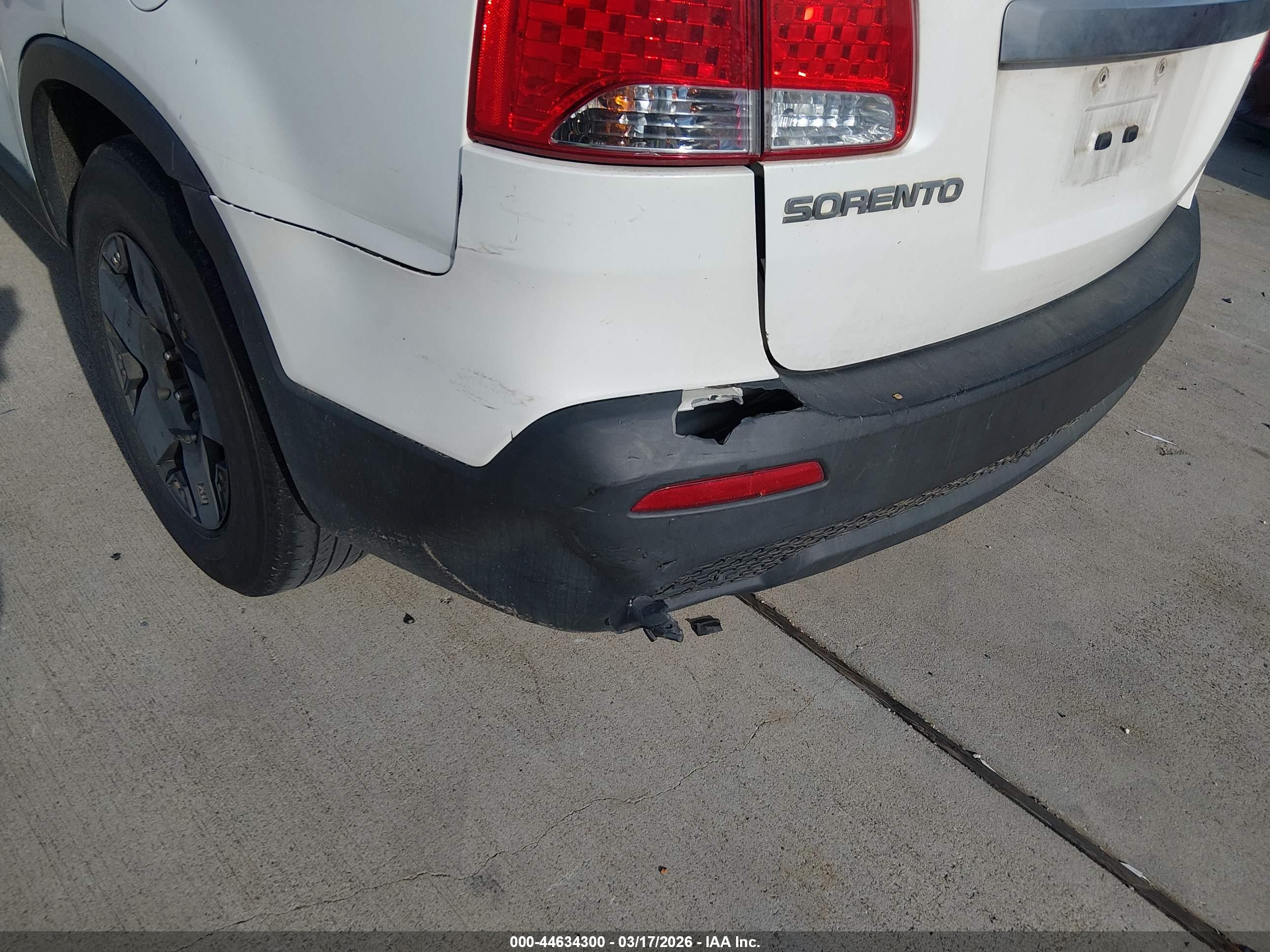 KIA SORENTO image 6