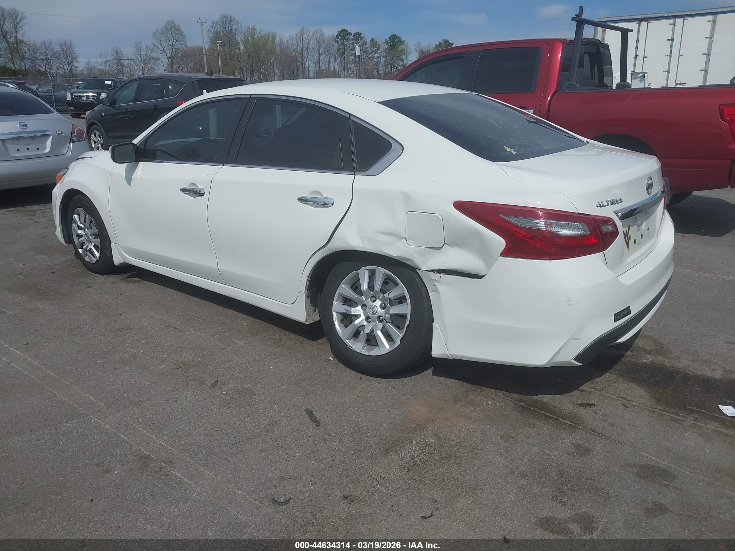 NISSAN ALTIMA image 3