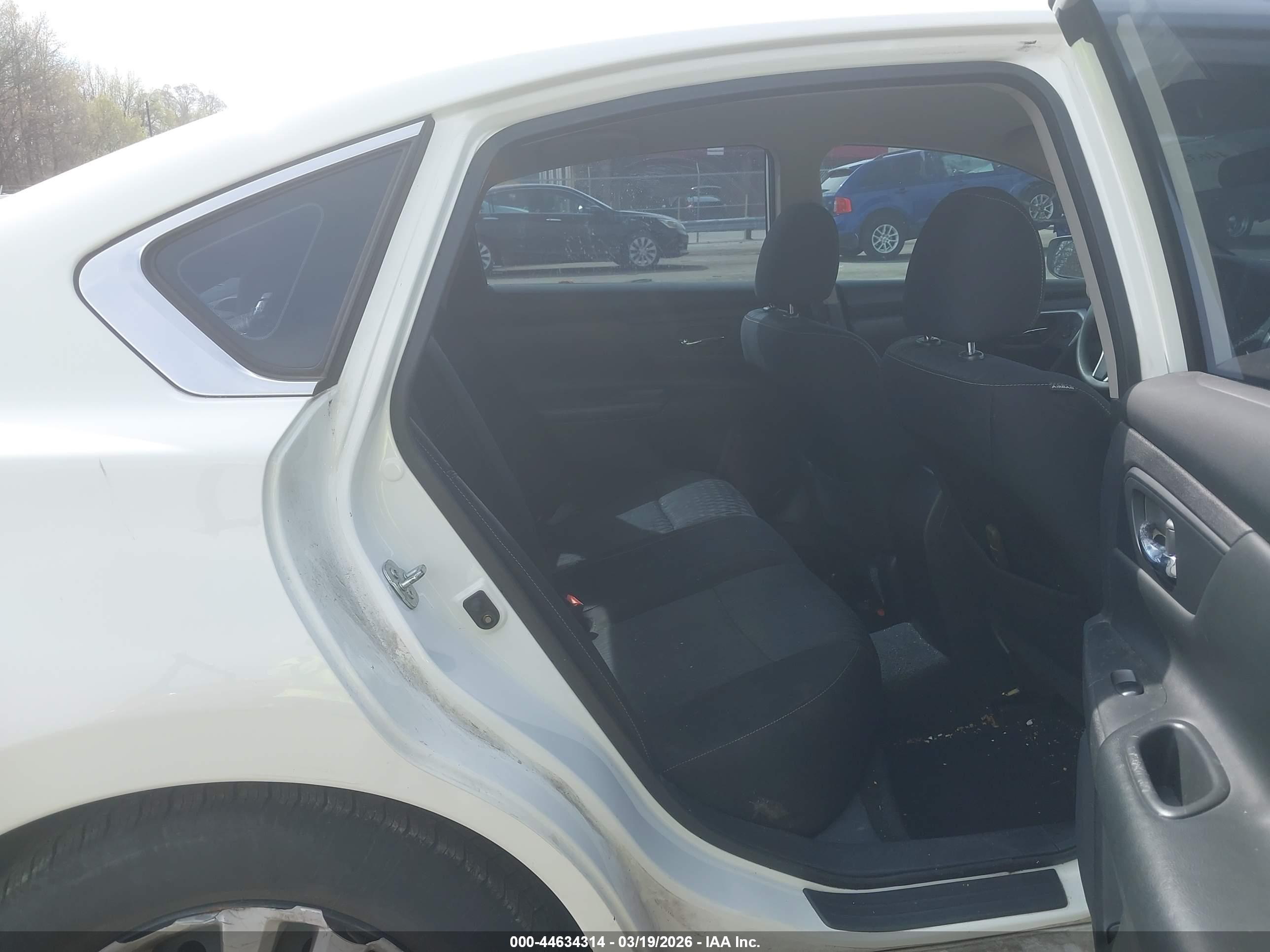 NISSAN ALTIMA image 8