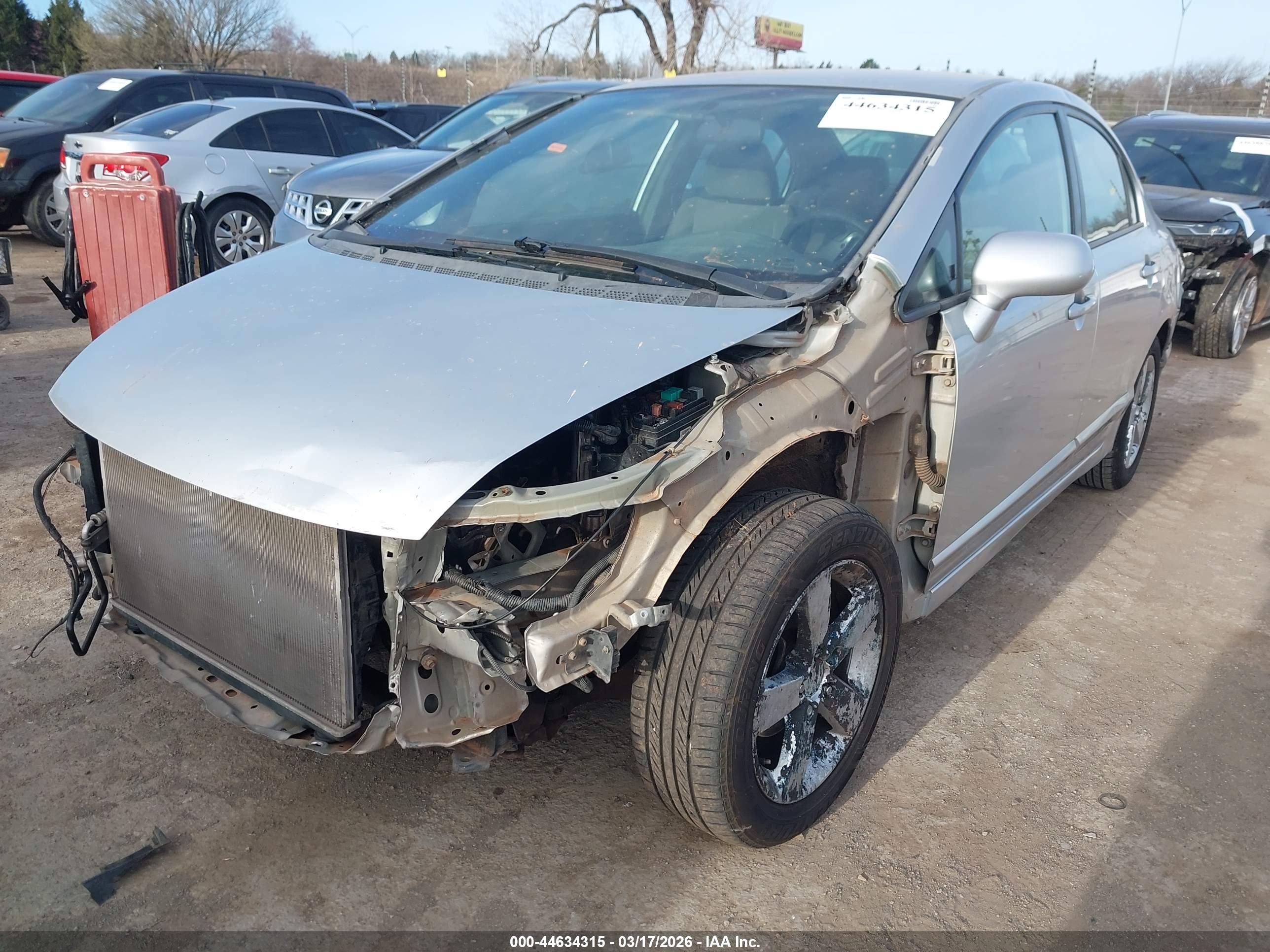 HONDA CIVIC image 2