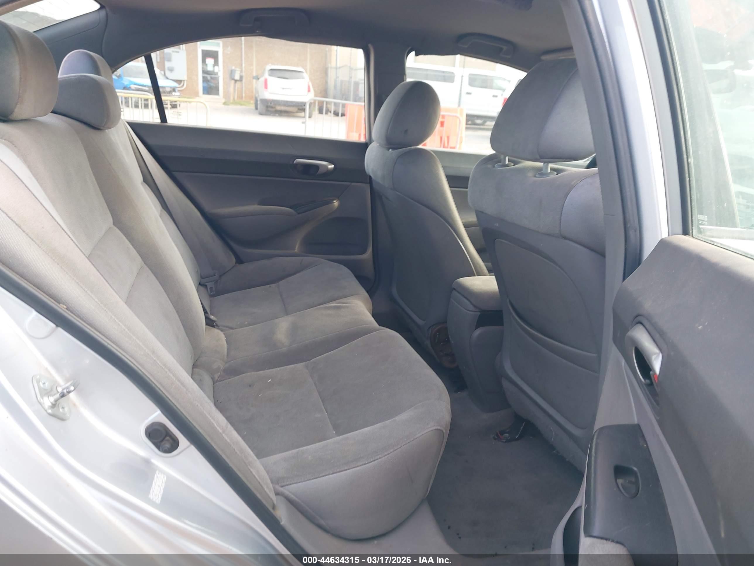 HONDA CIVIC image 8