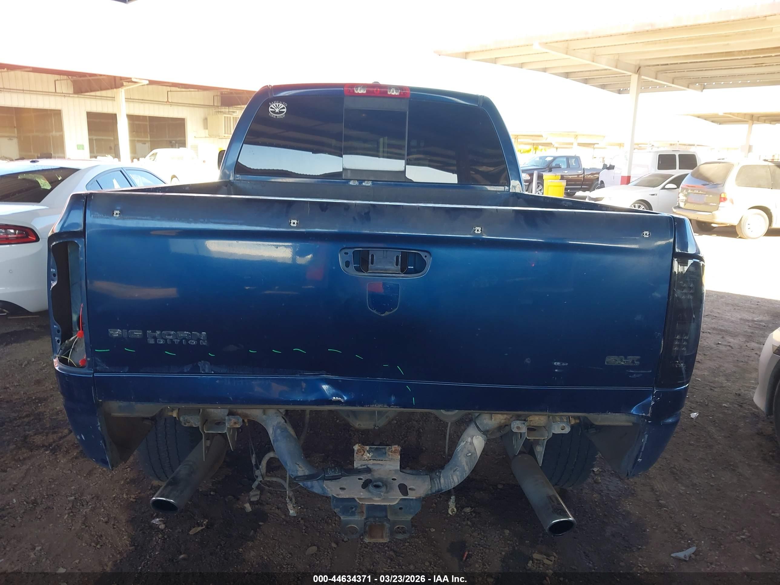 DODGE RAM image 6