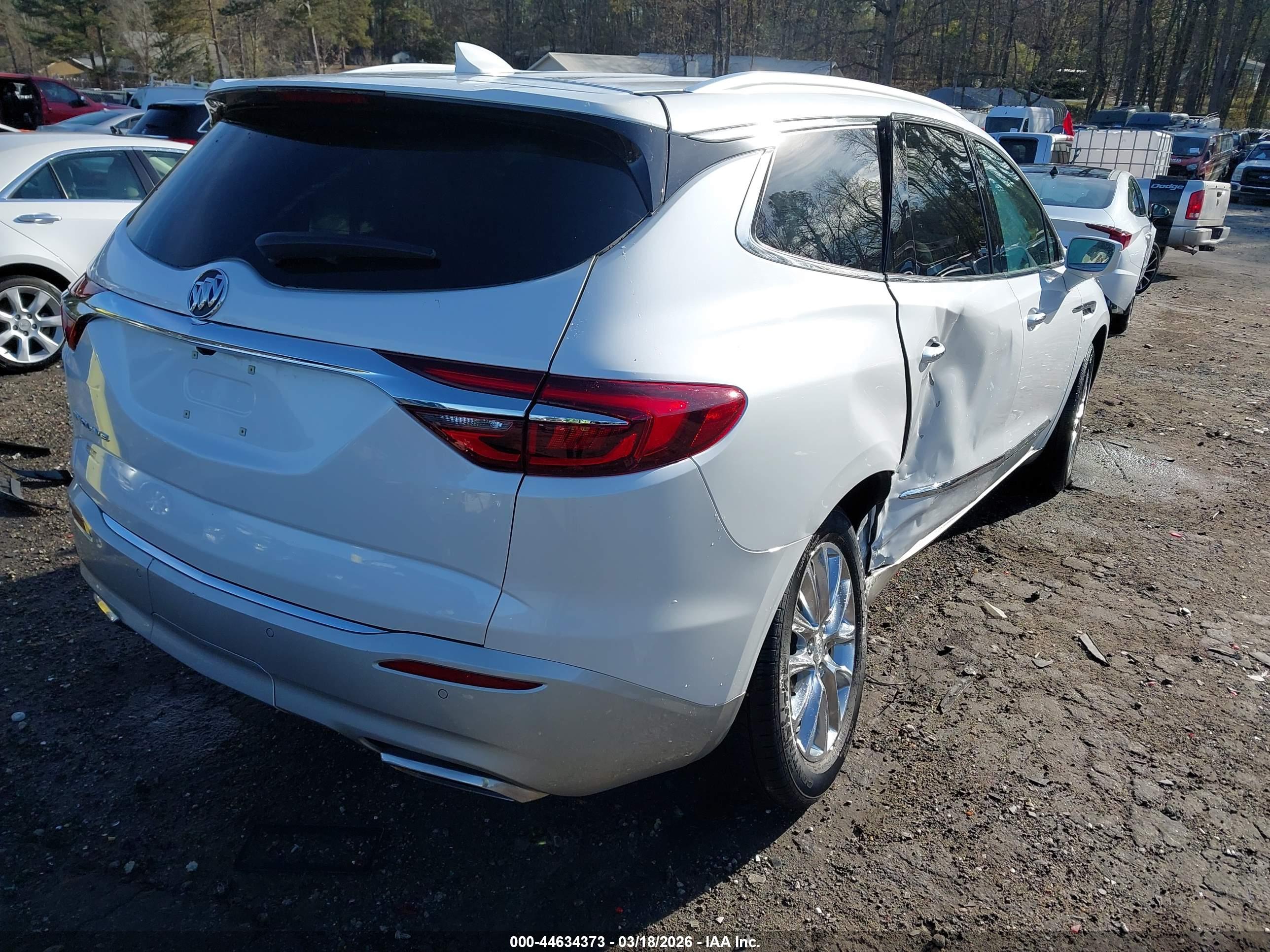 BUICK ENCLAVE image 4