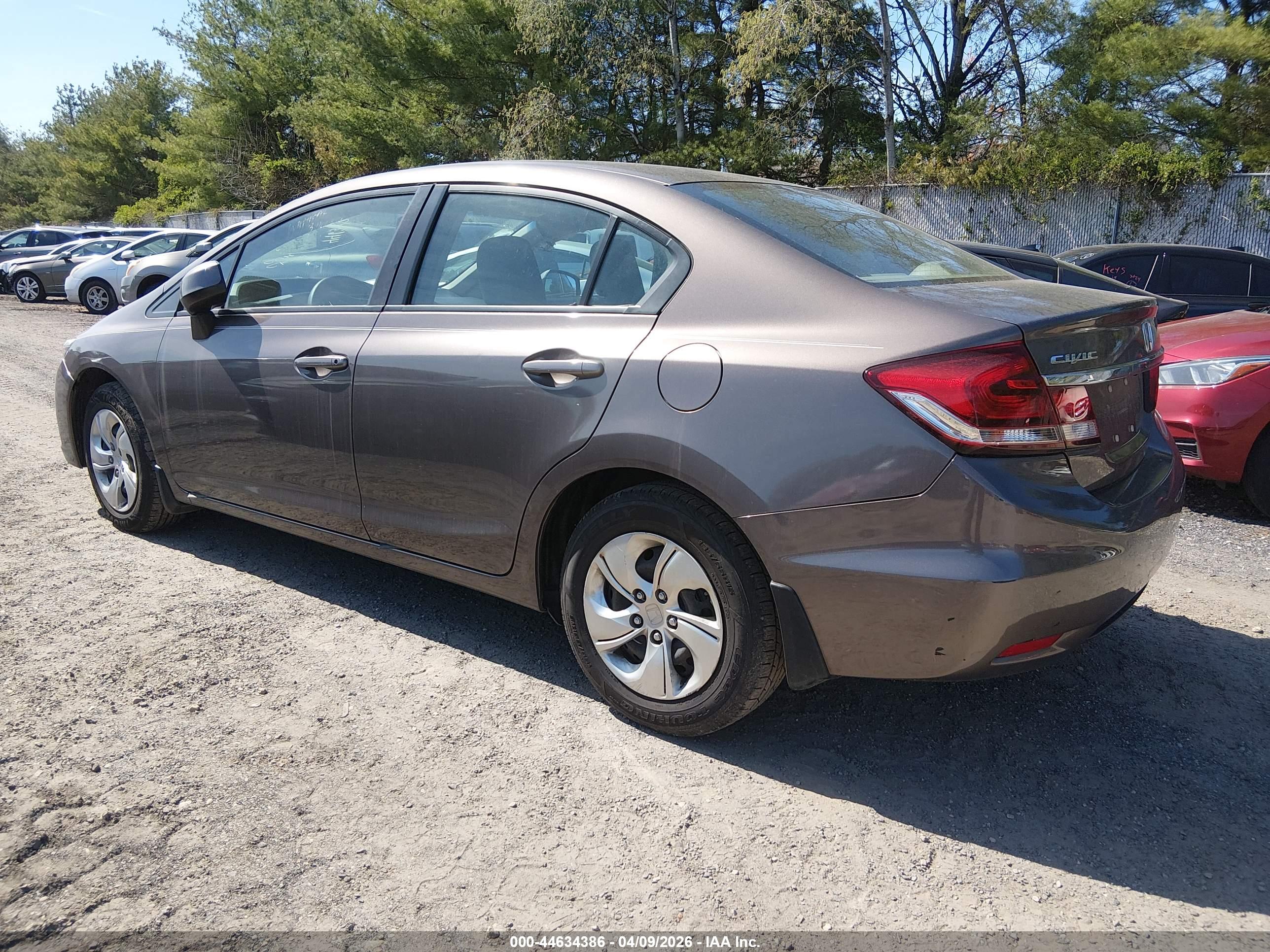 HONDA CIVIC image 3