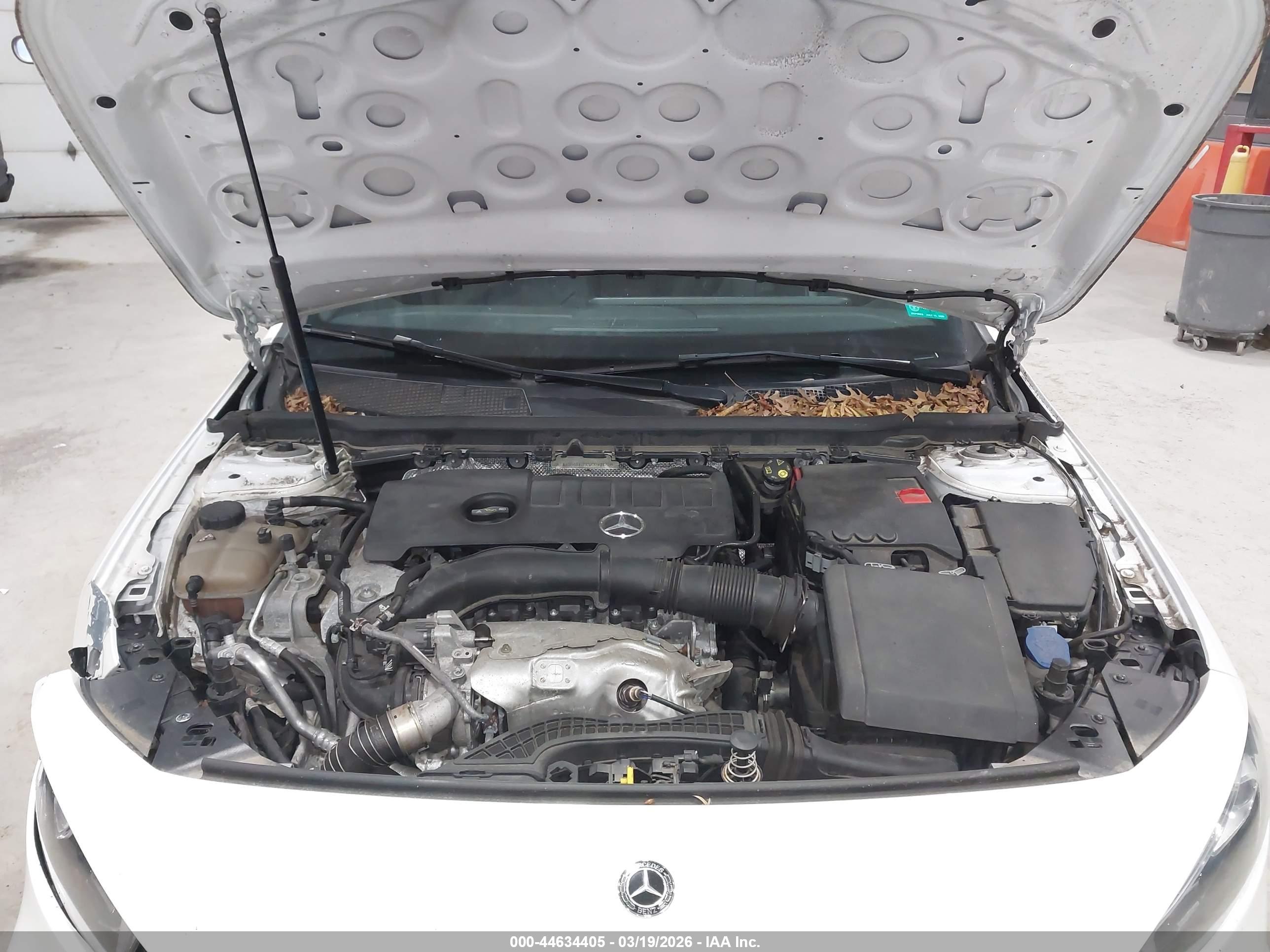 MERCEDES-BENZ A image 10