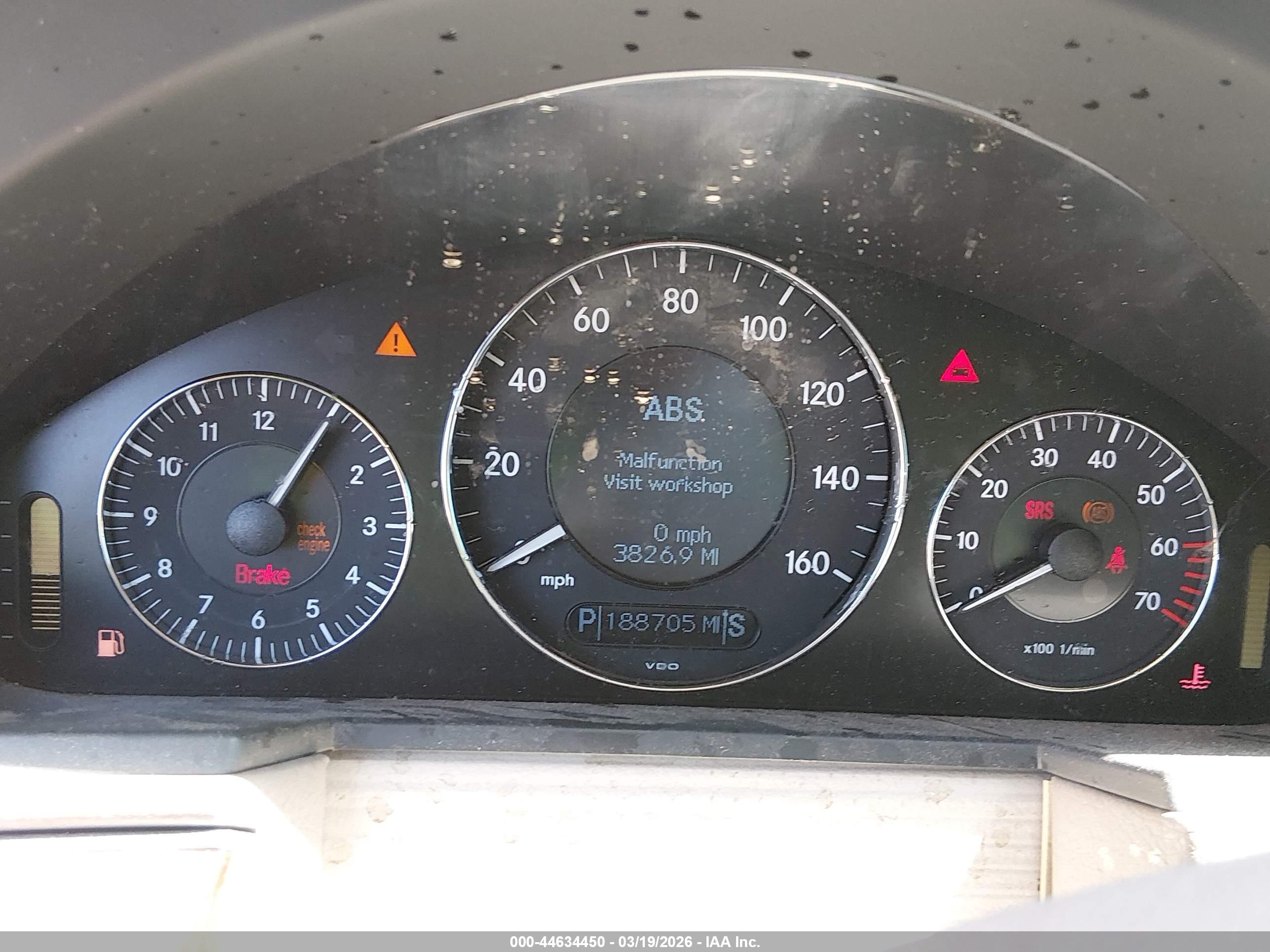 MERCEDES-BENZ E image 7