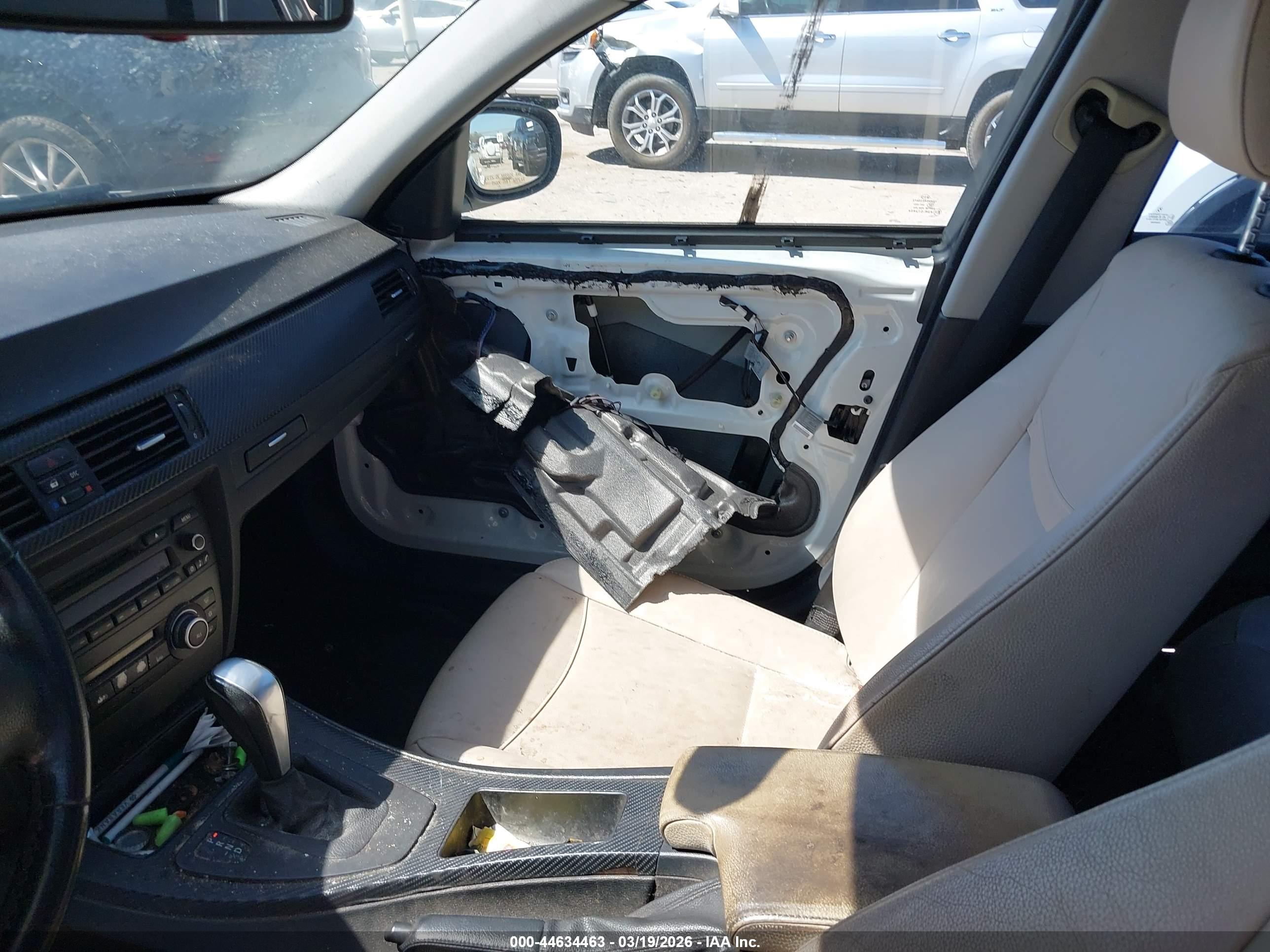 BMW 328I image 5