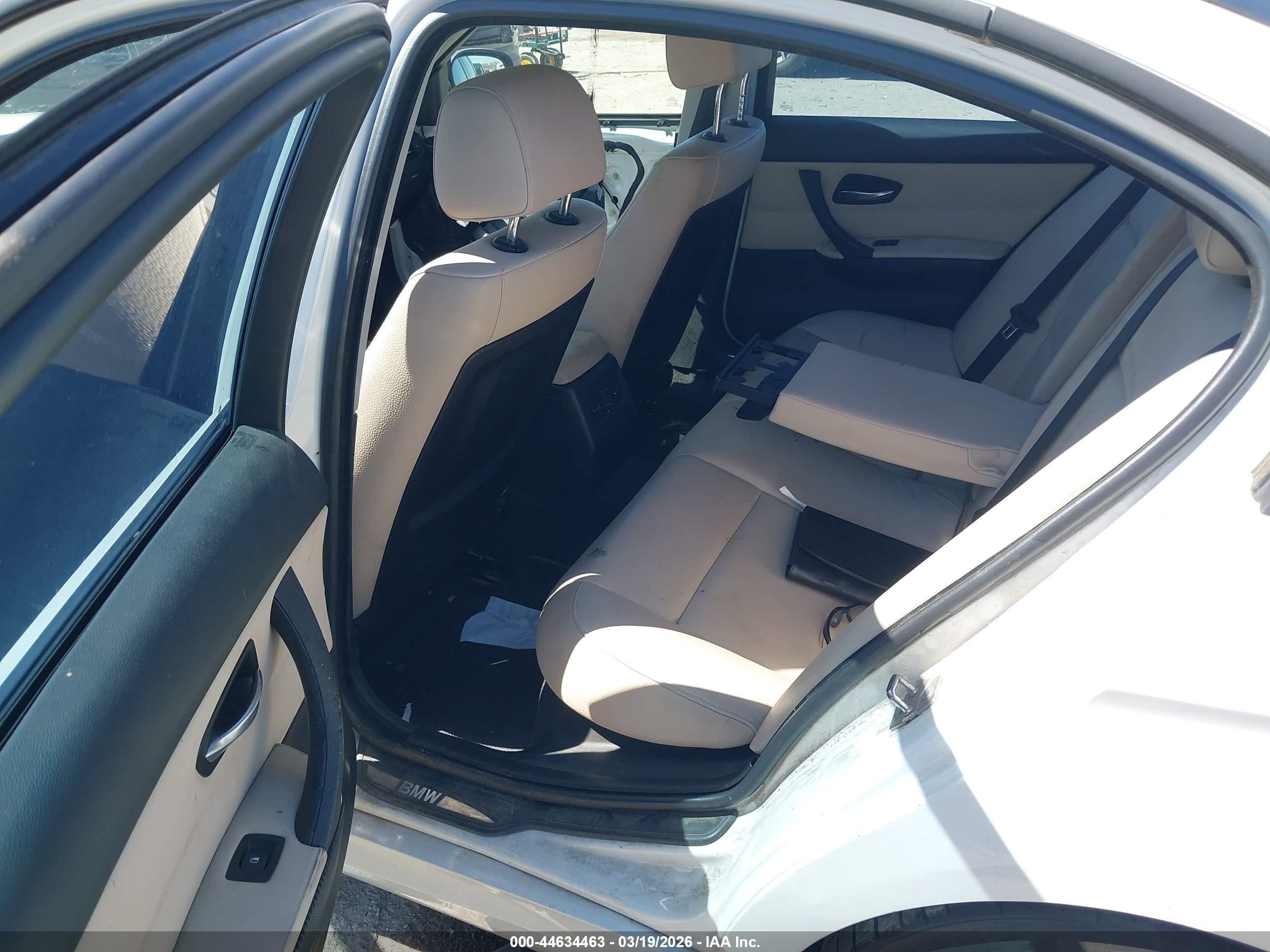 BMW 328I image 8