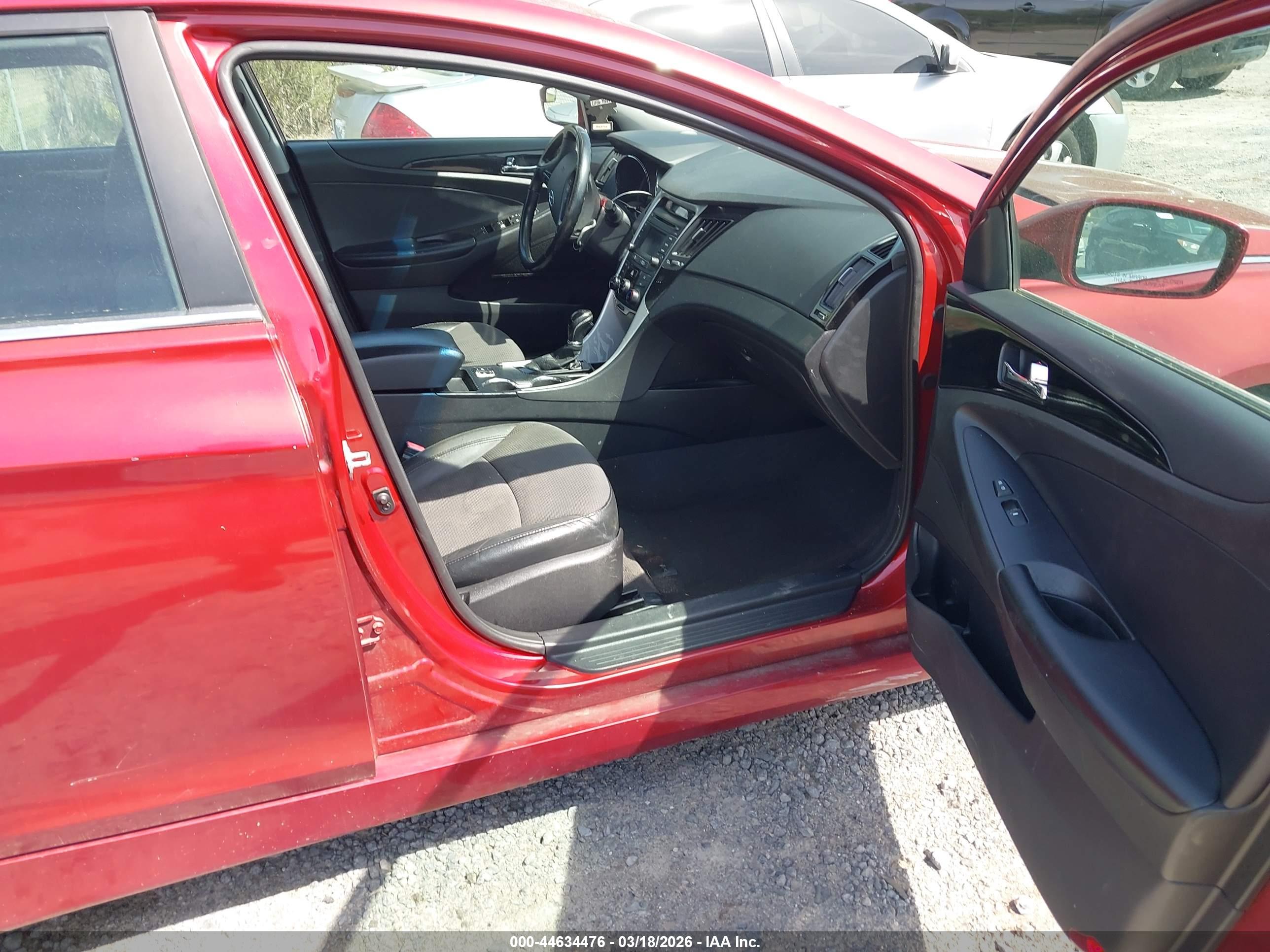 HYUNDAI SONATA image 5