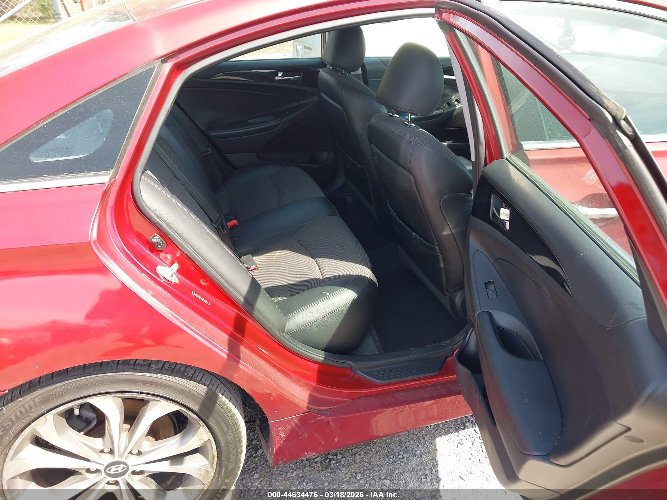 HYUNDAI SONATA image 8