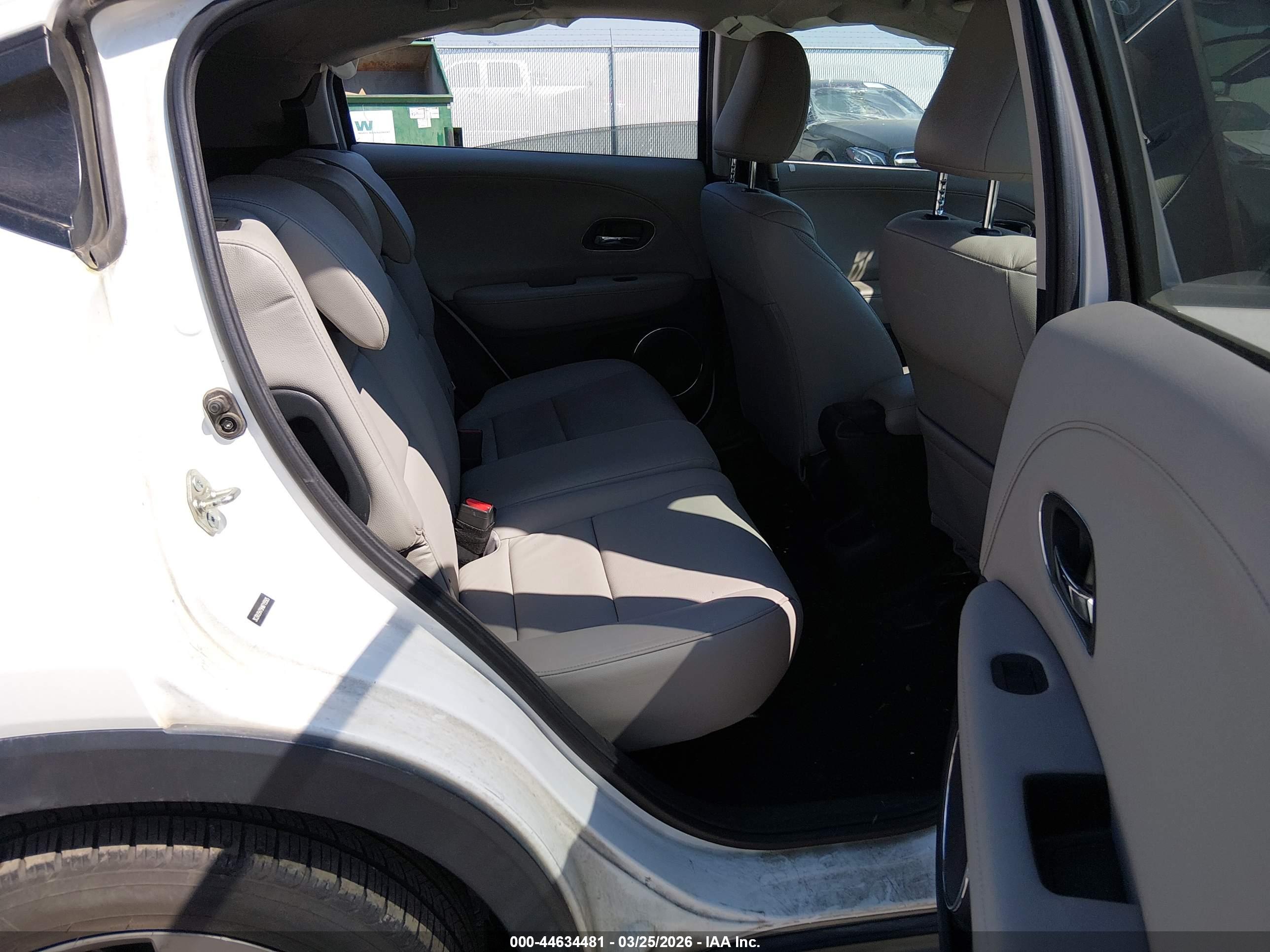 HONDA HR-V image 8