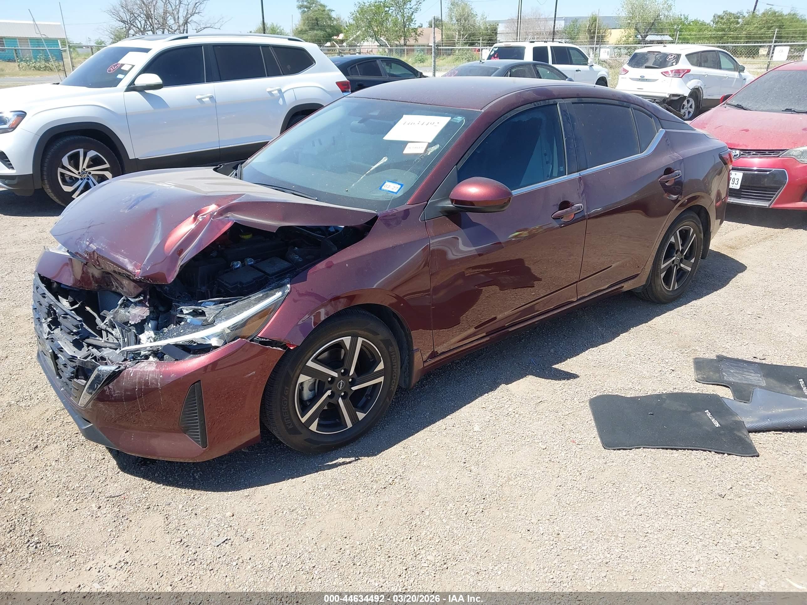 NISSAN SENTRA image 2