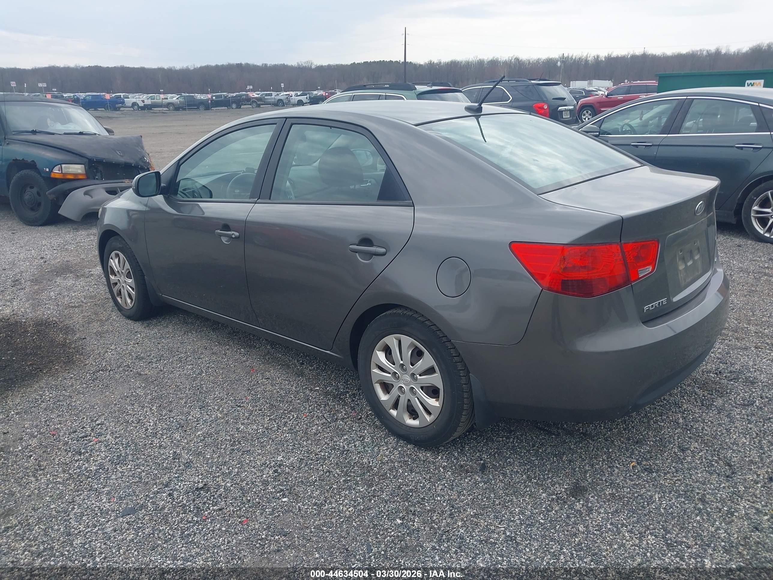 KIA FORTE image 3
