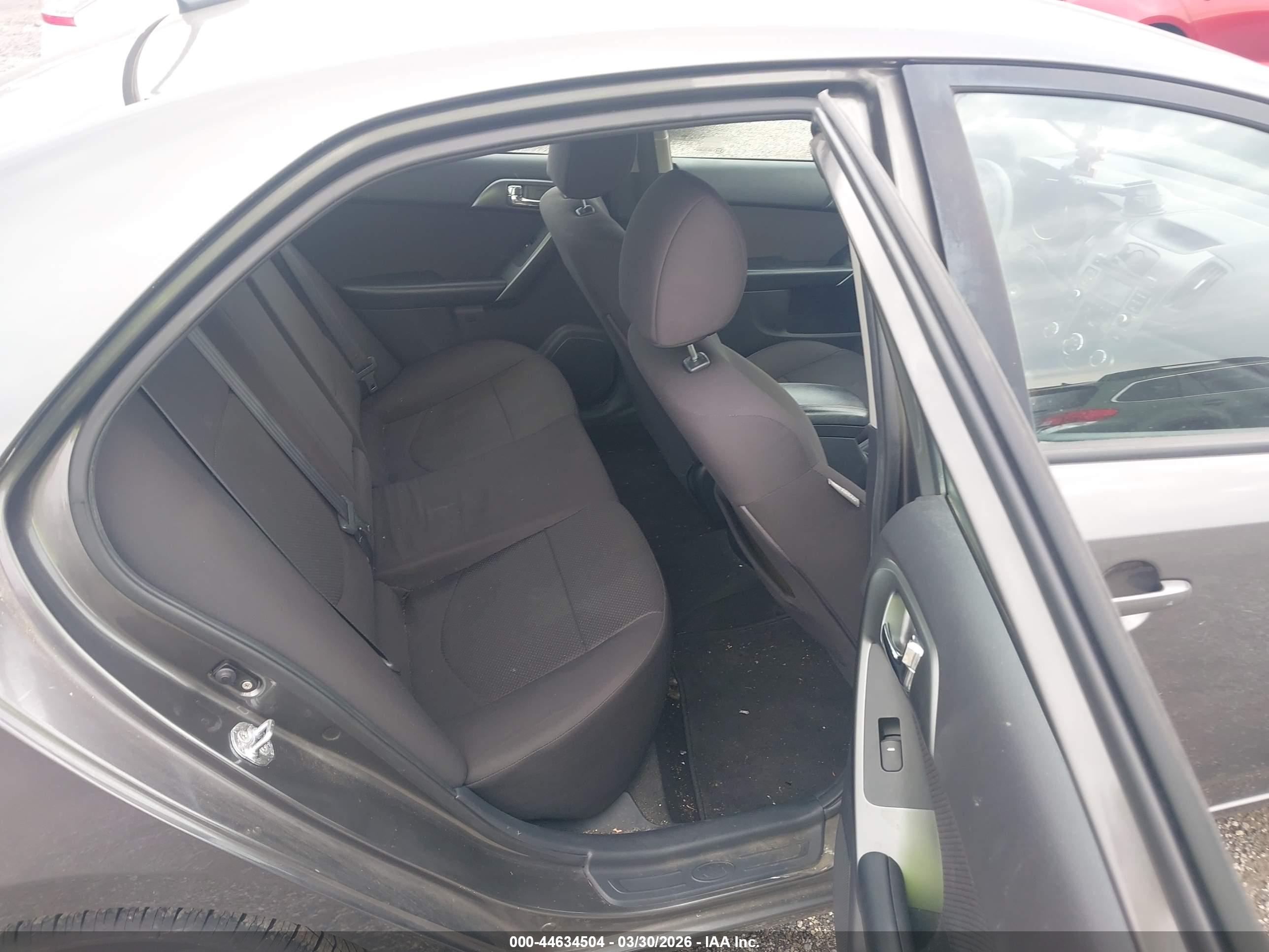 KIA FORTE image 8