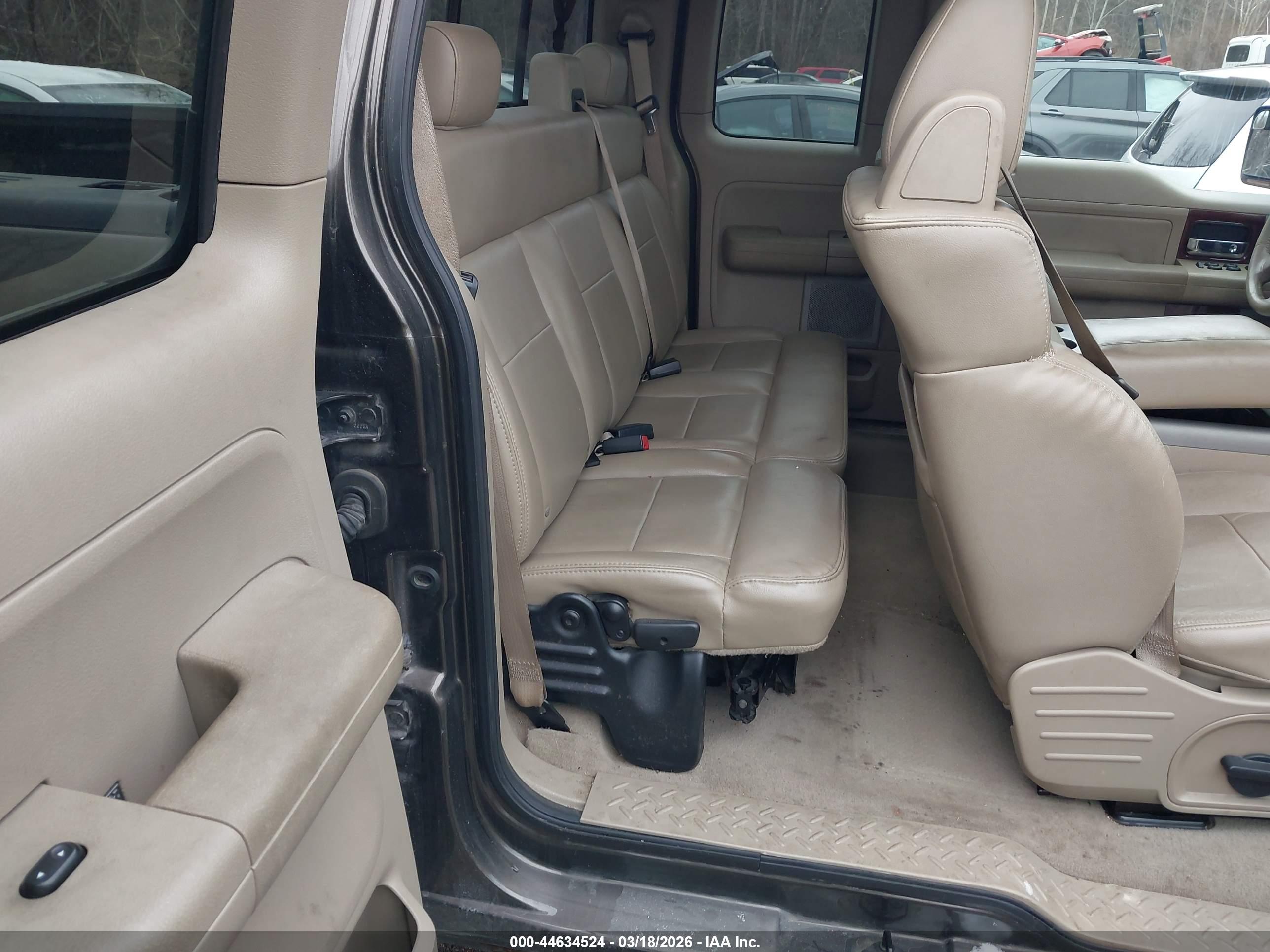 FORD F-150 image 8
