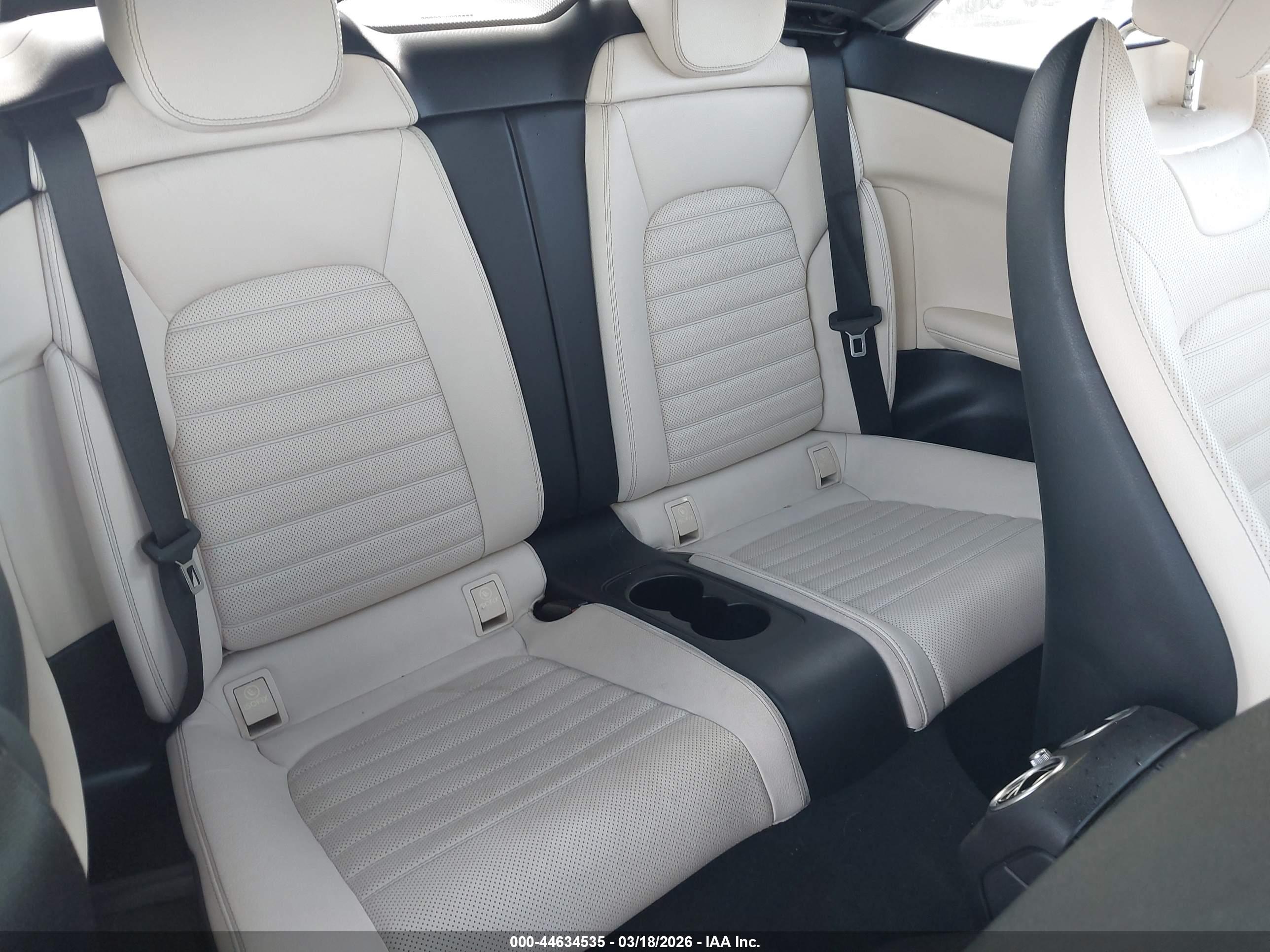 MERCEDES-BENZ C image 8
