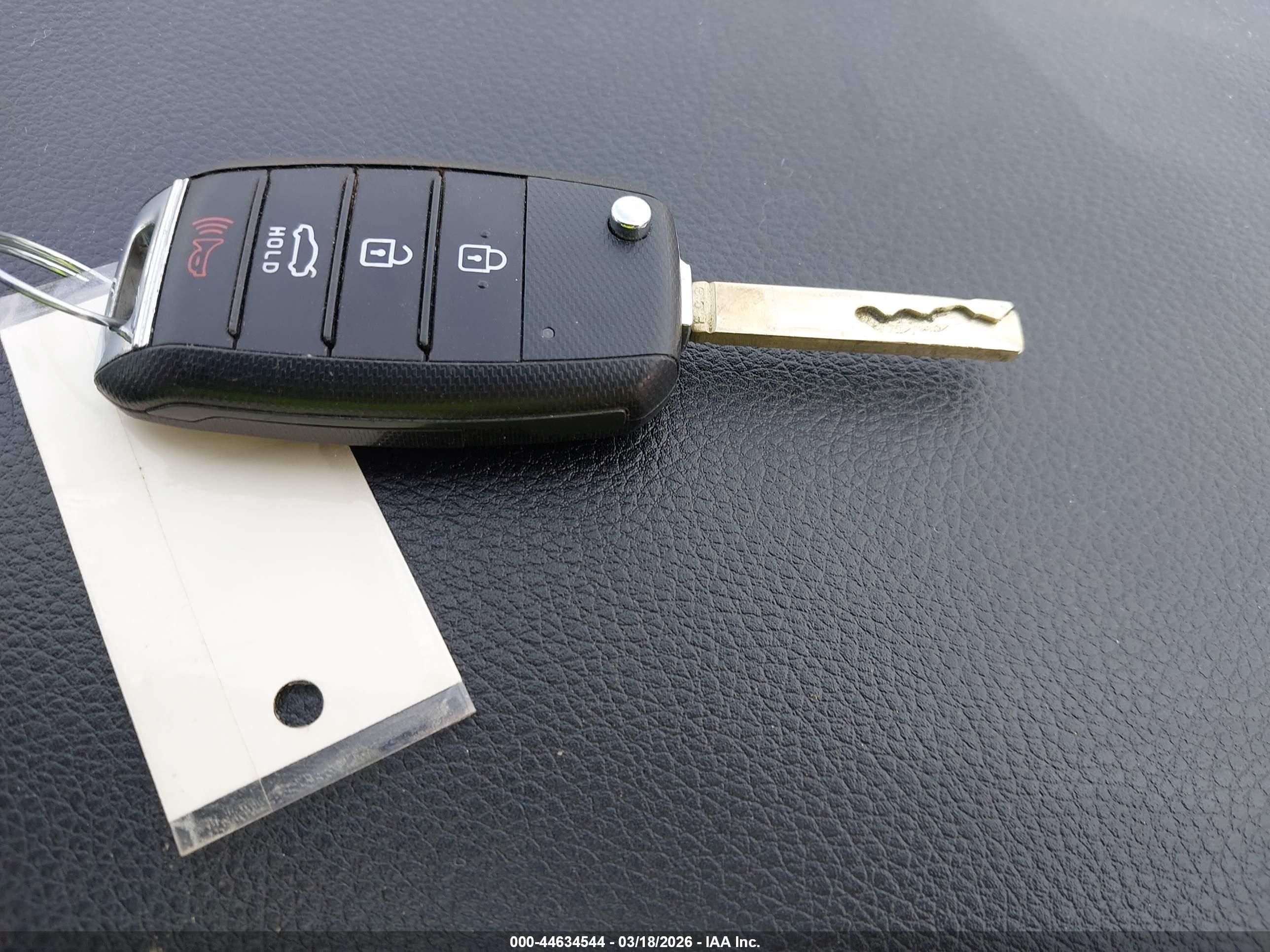 KIA RIO image 11